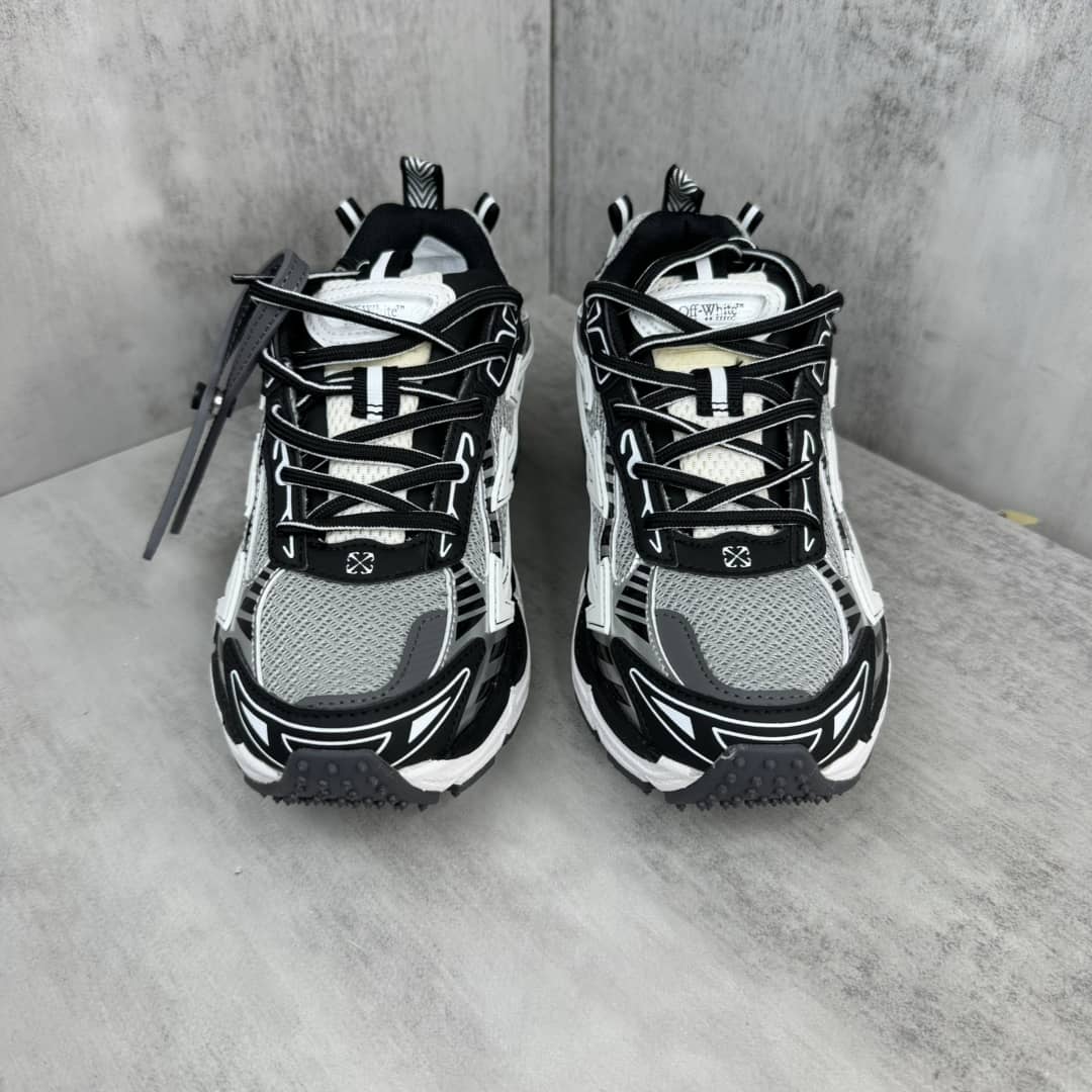 Off-White Sneakers