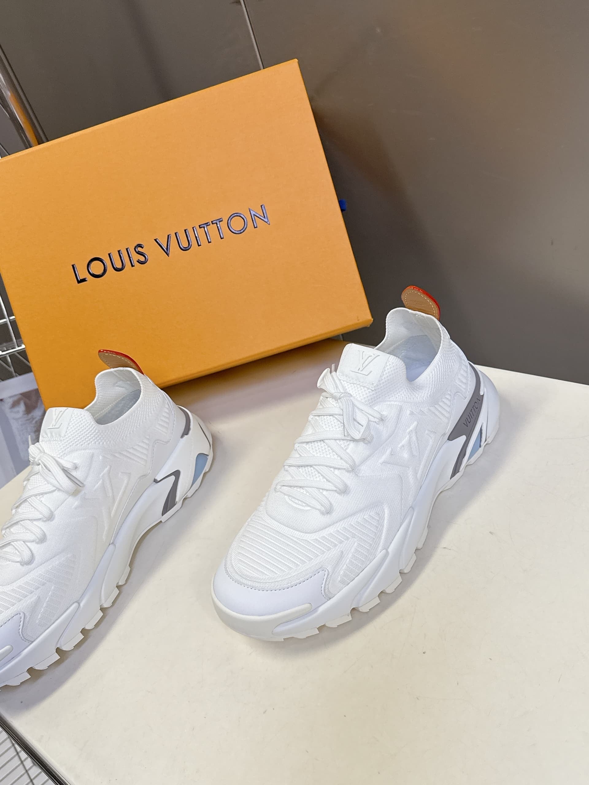 Louis Vuitton Tatic
