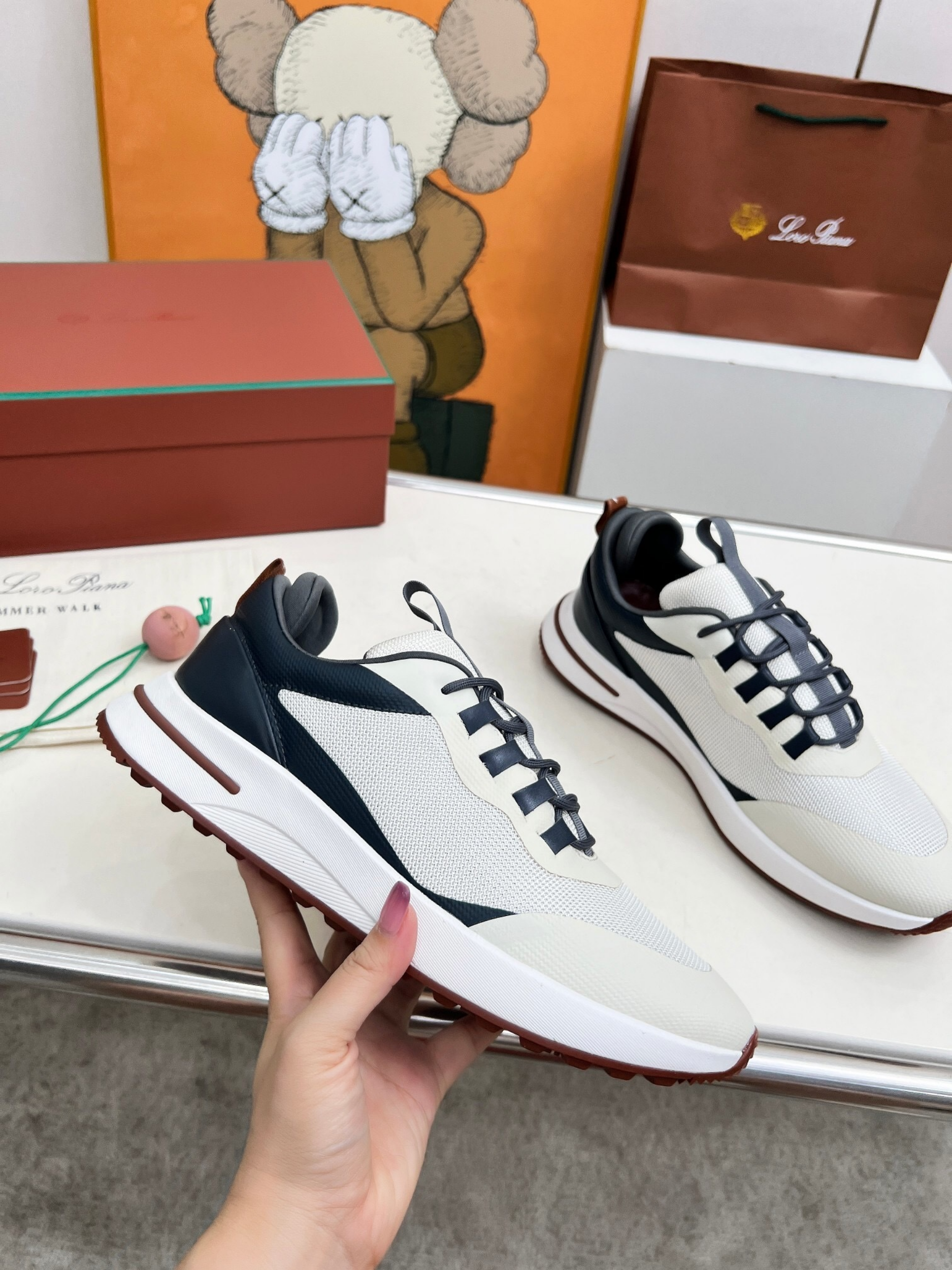 Loro Piana Weekend Walkers