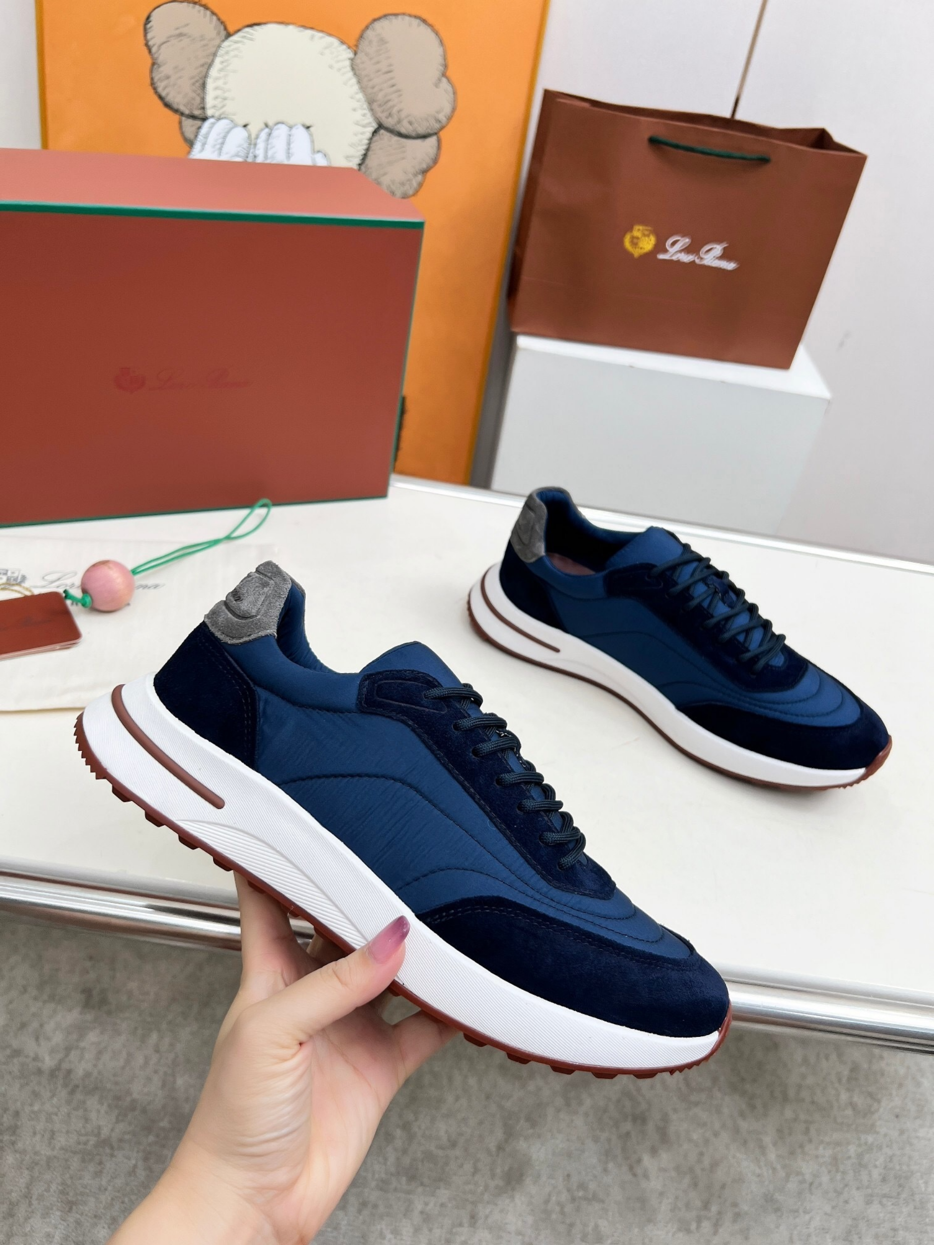 Loro Piana Week End Walk