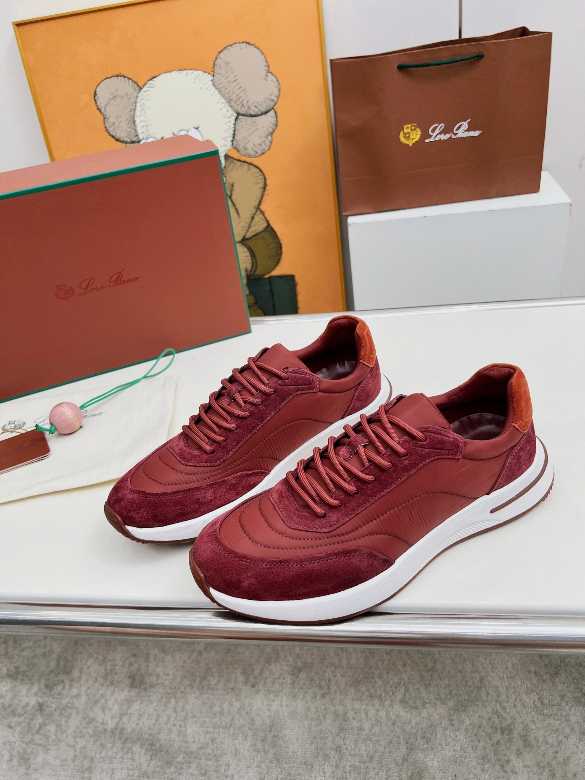 Loro Piana Week End Walk