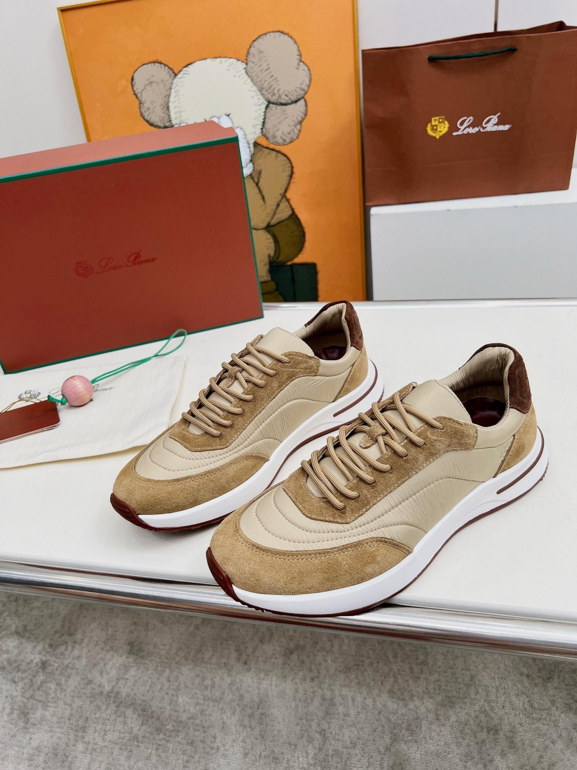 Loro Piana Week End Walk