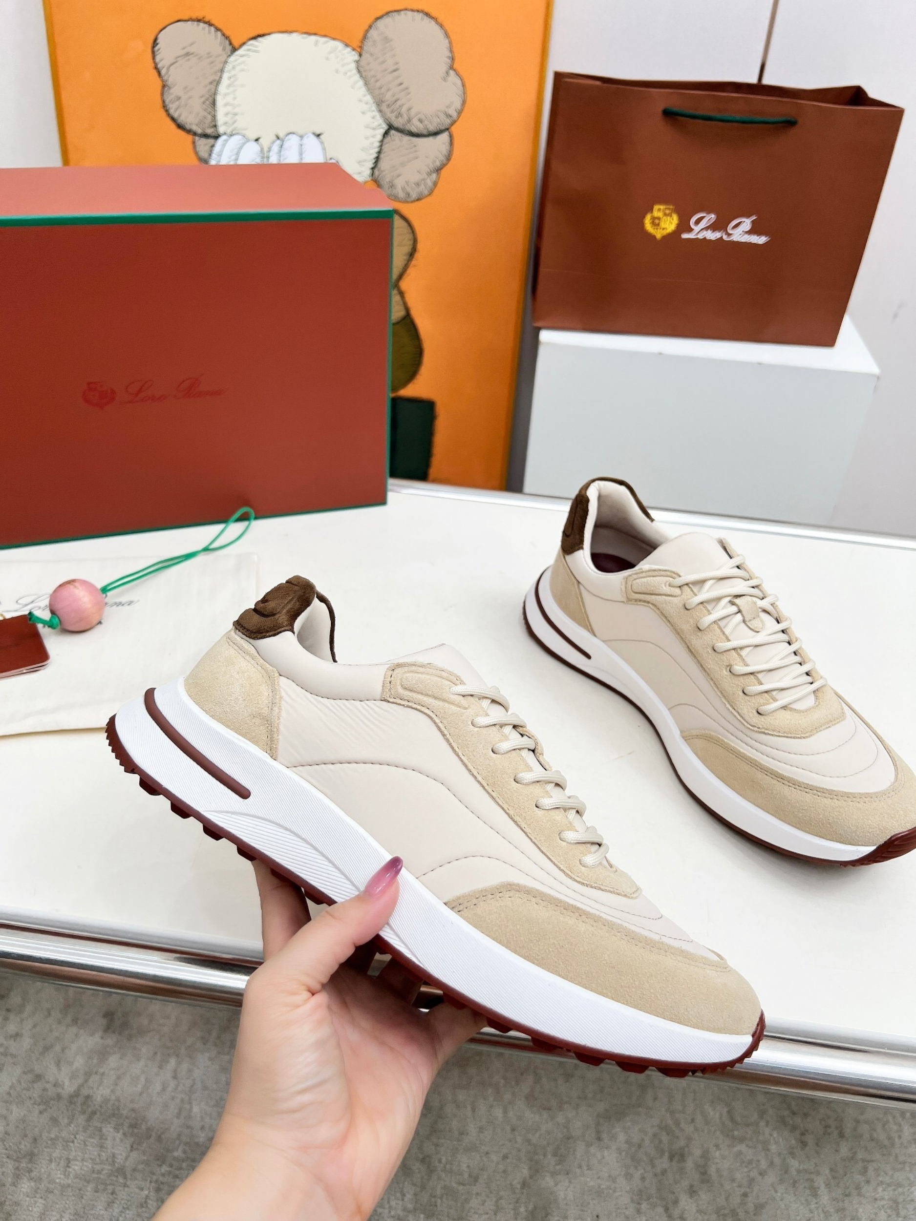 Loro Piana Week End Walk