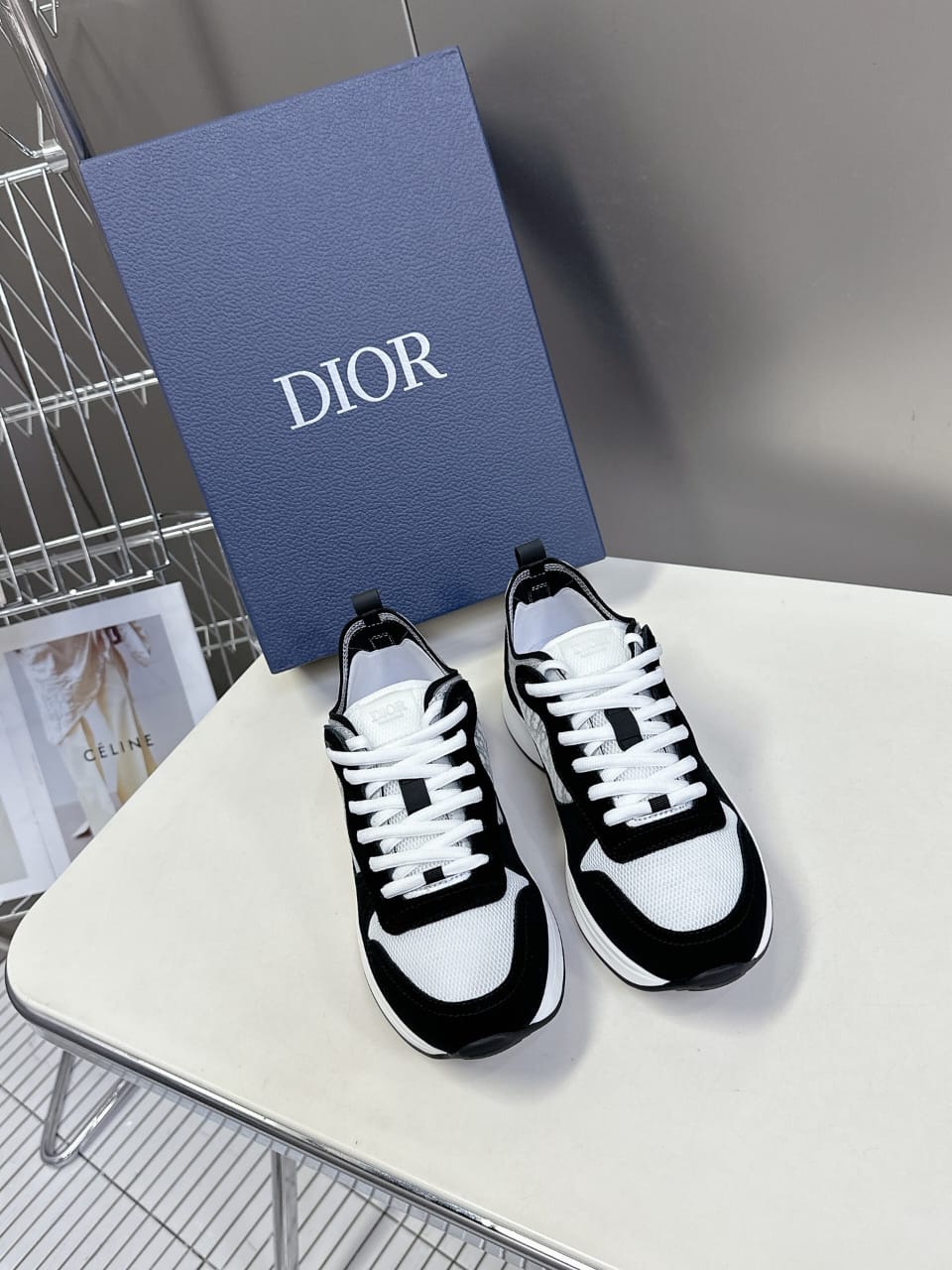 Christian Dior B25