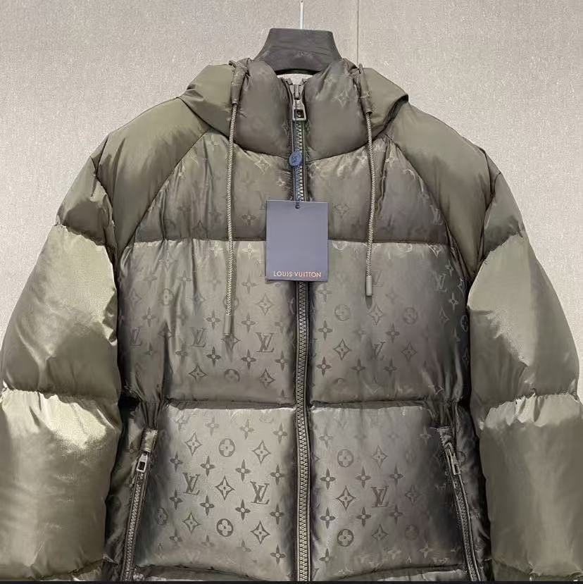 Louis Vuitton Monogram Jas