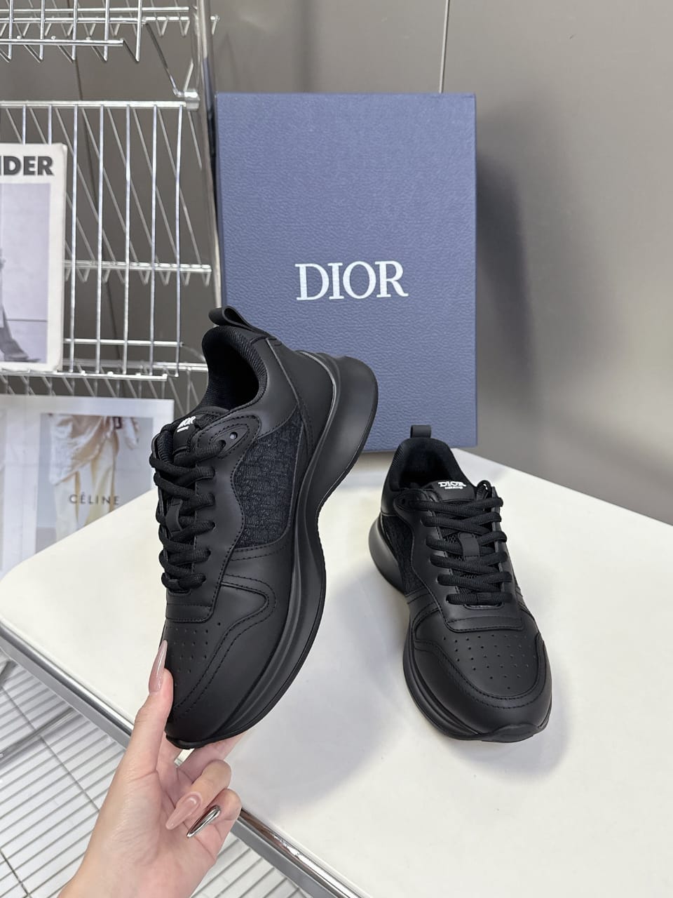 Christian Dior B25