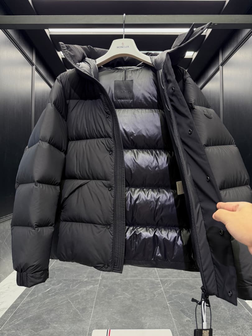Moncler Madeira