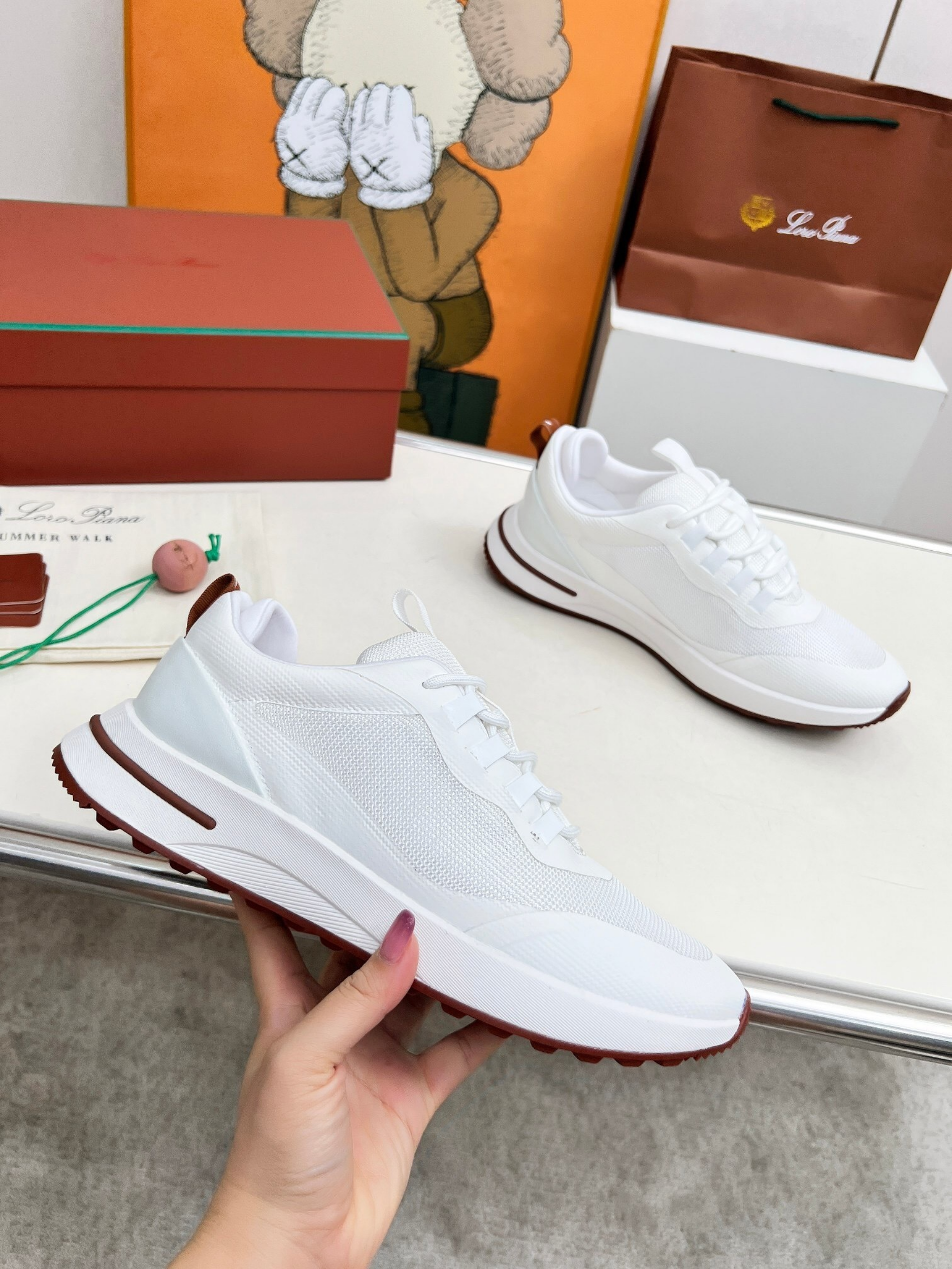 Loro Piana Weekend Walkers