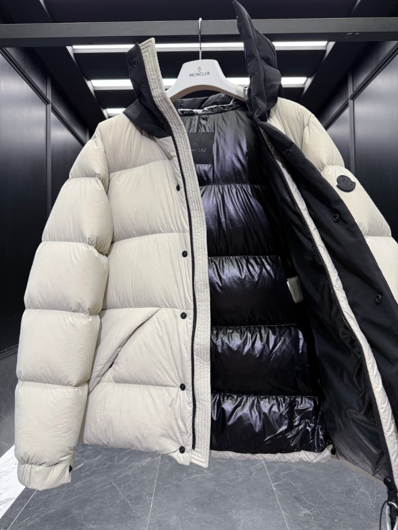 Moncler Madeira