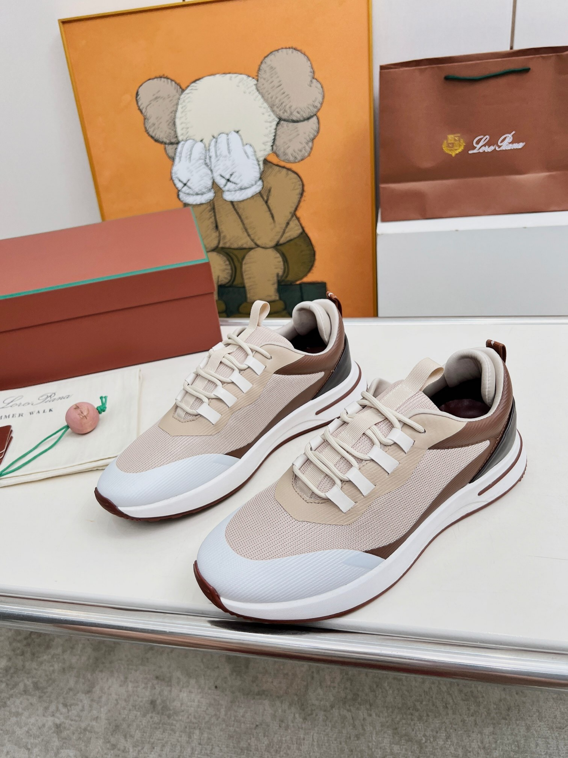 Loro Piana Weekend Walkers