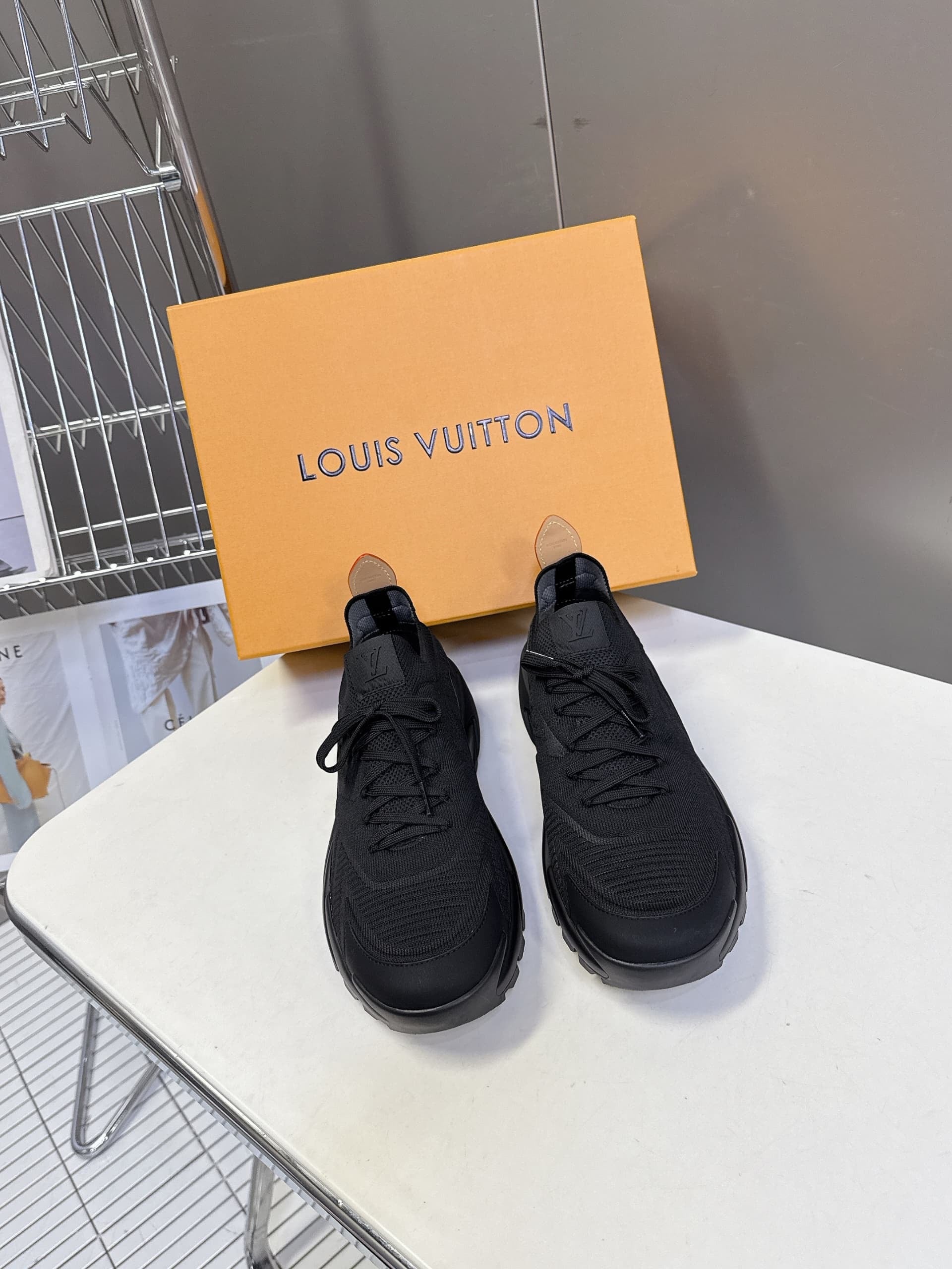 Louis Vuitton Tatic