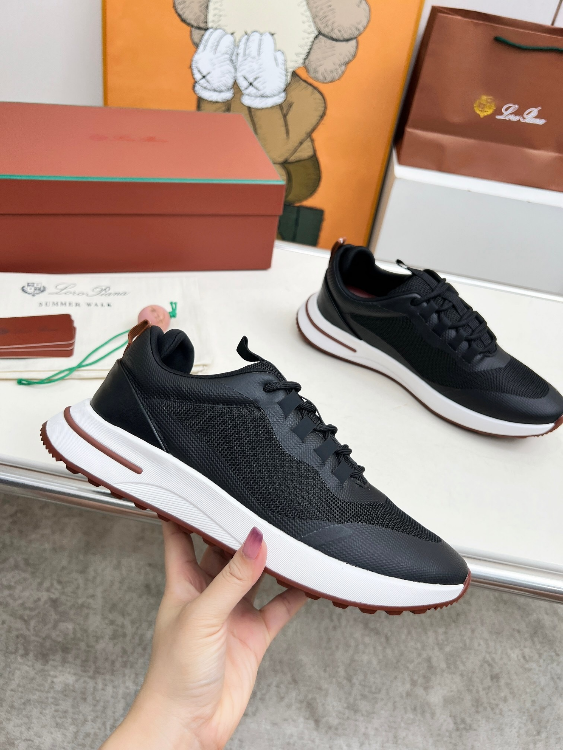 Loro Piana Weekend Walkers