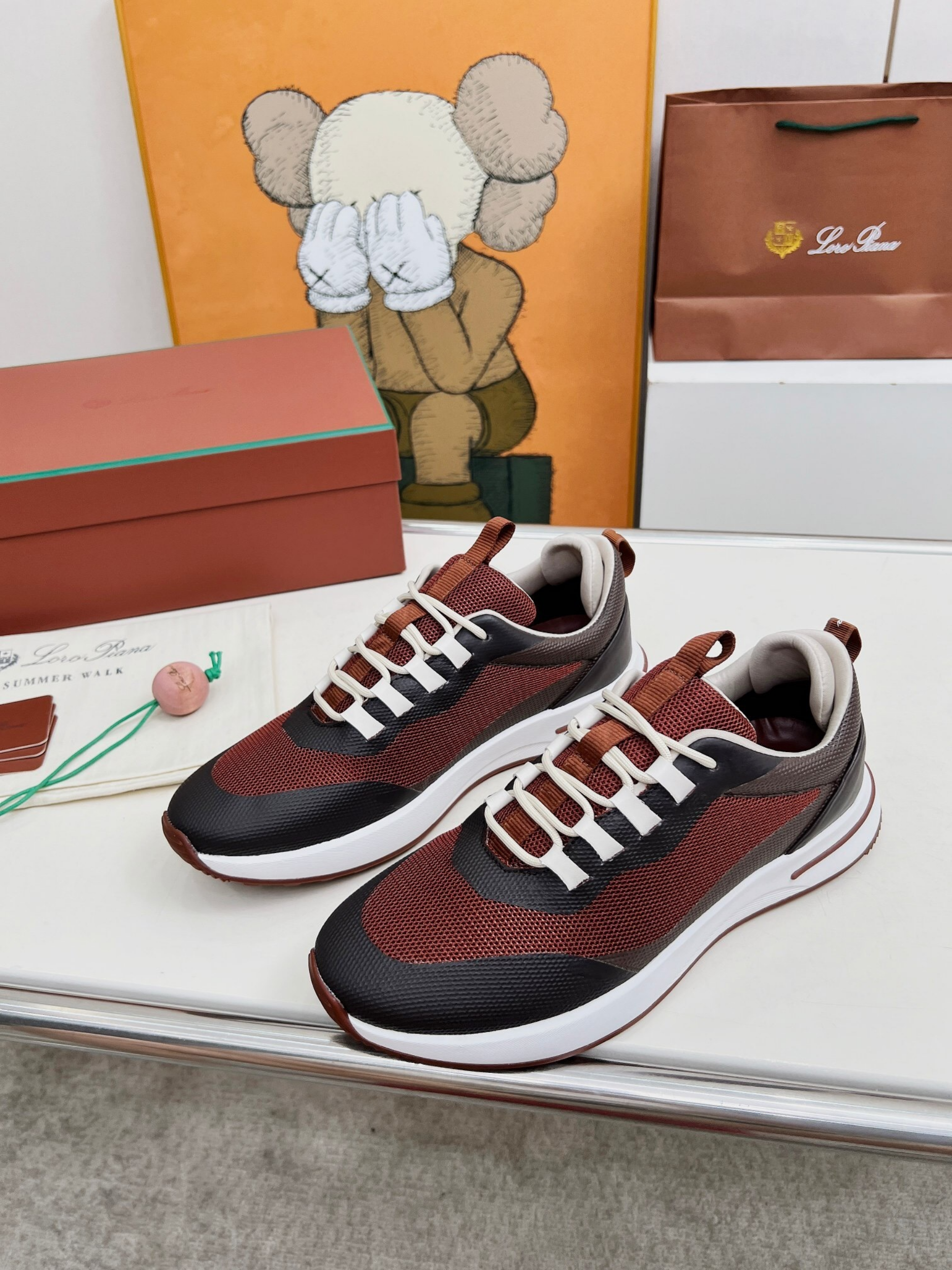 Loro Piana Weekend Walkers