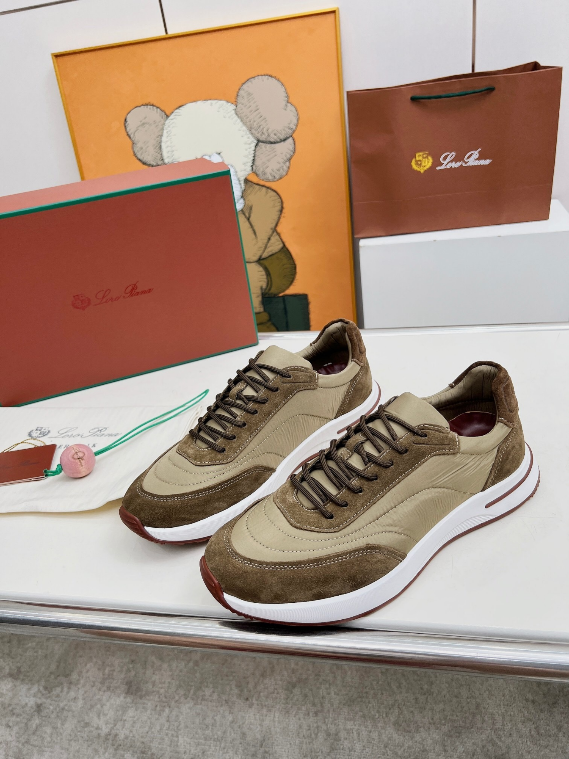 Loro Piana Week End Walk