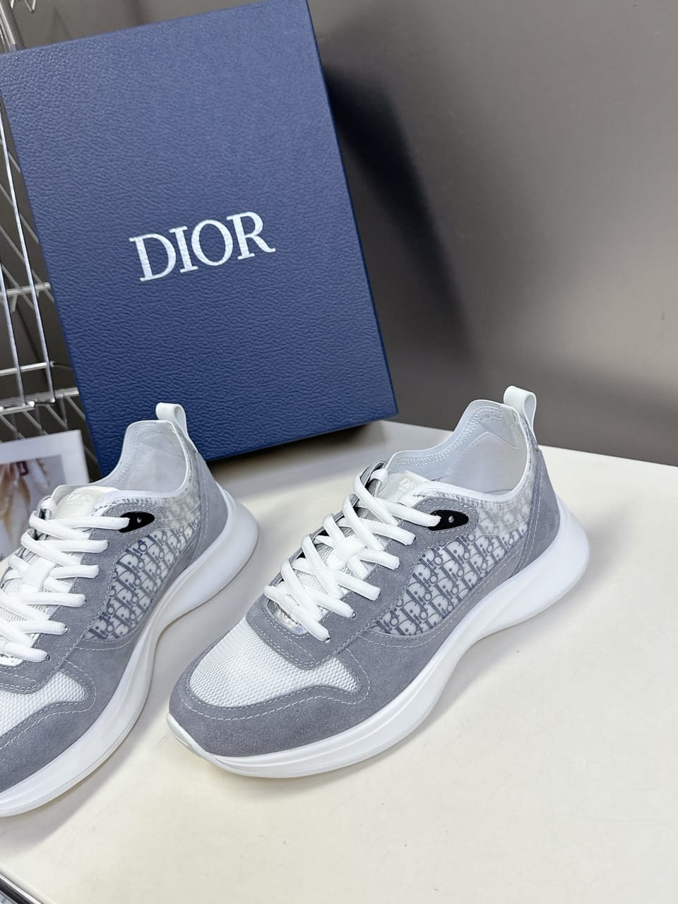 Christian Dior B25