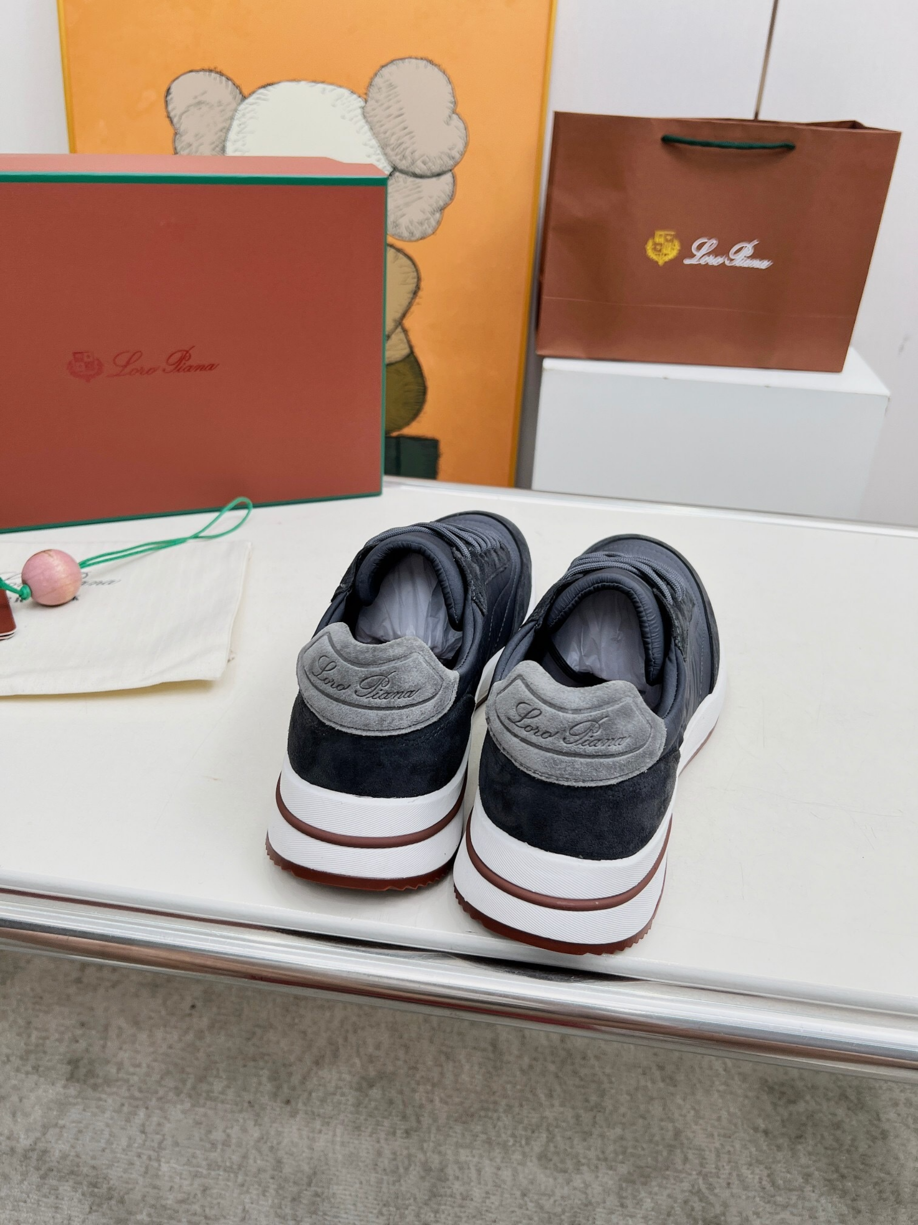 Loro Piana Week End Walk