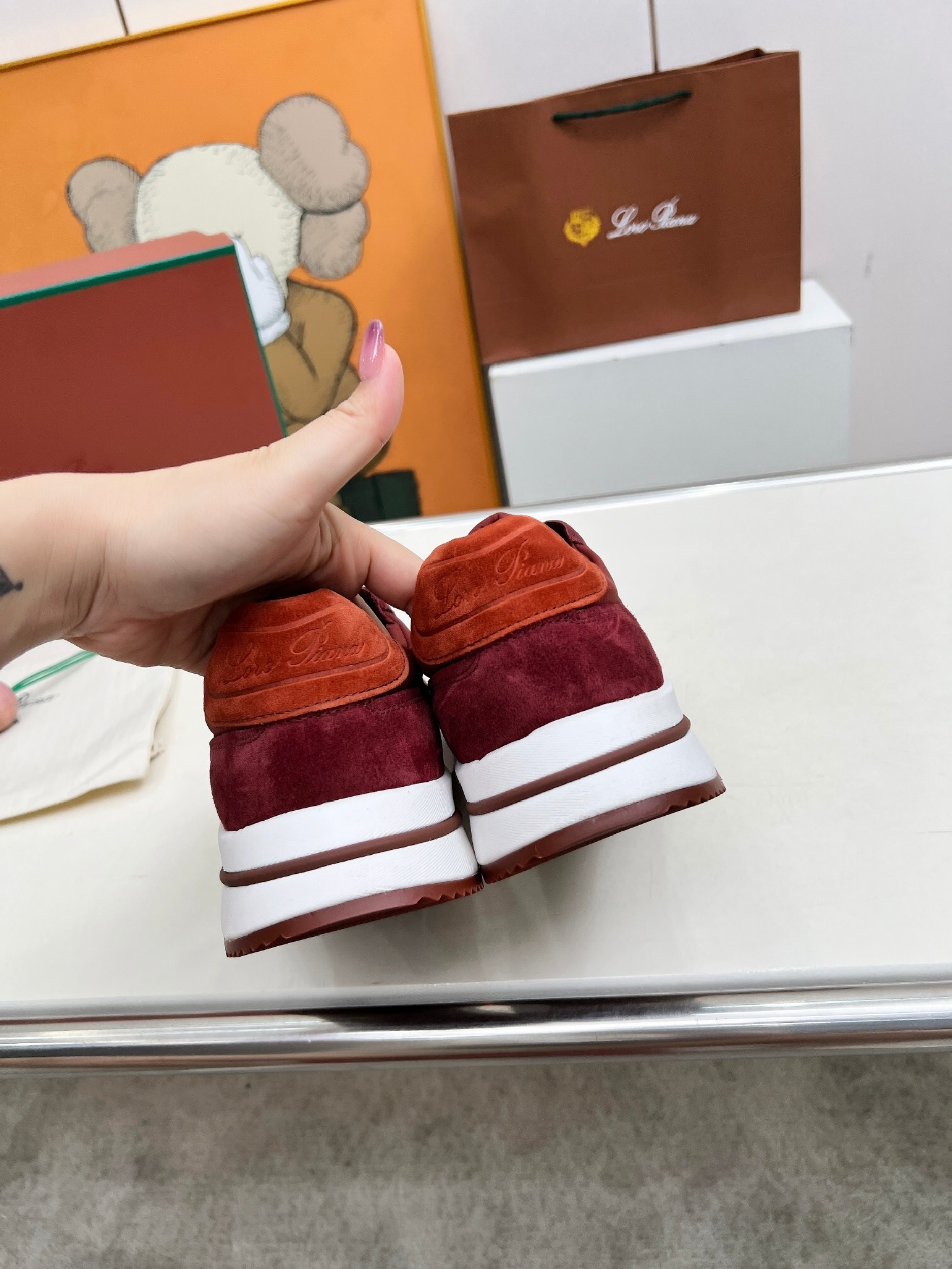 Loro Piana Week End Walk