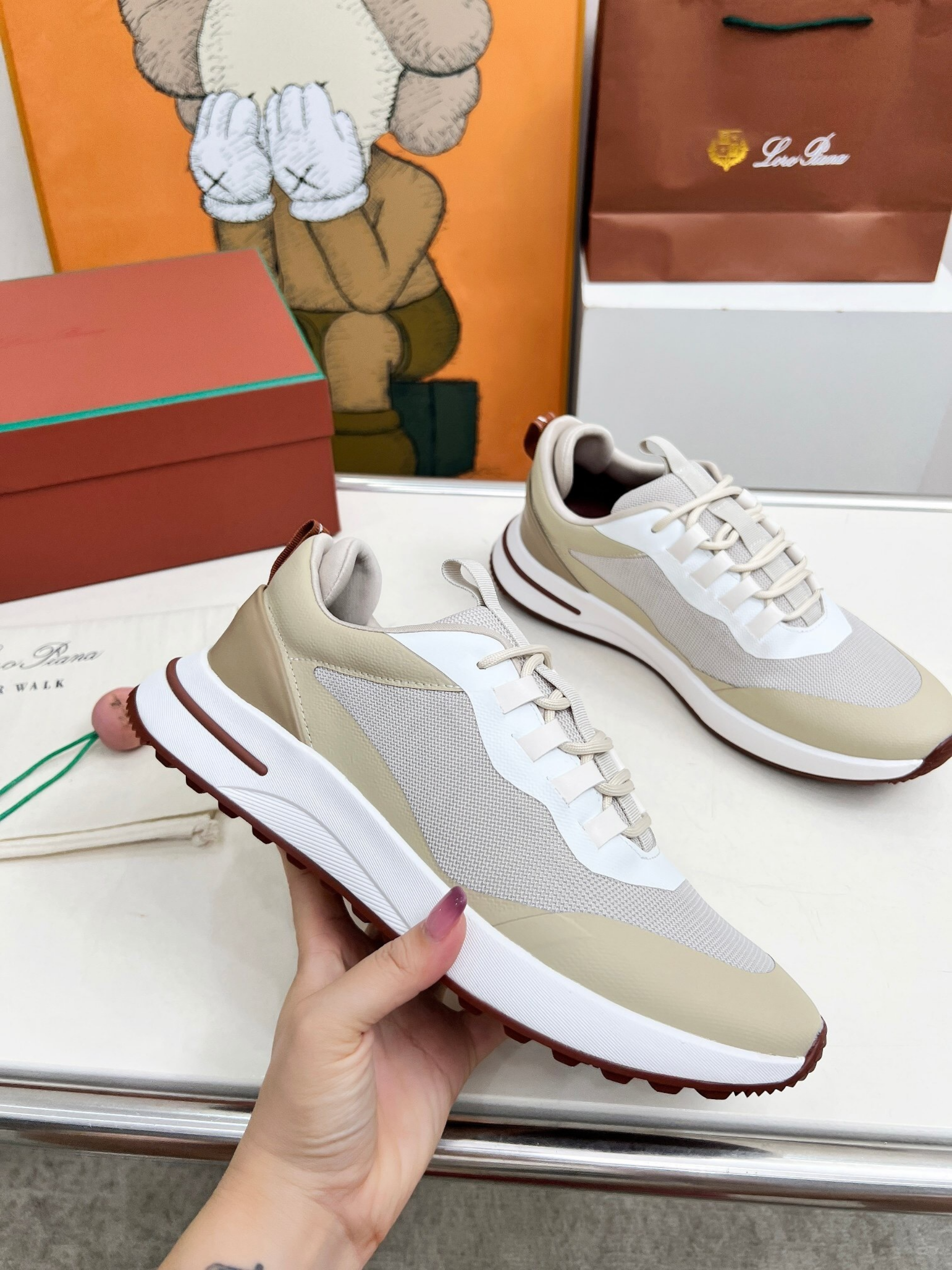 Loro Piana Weekend Walkers