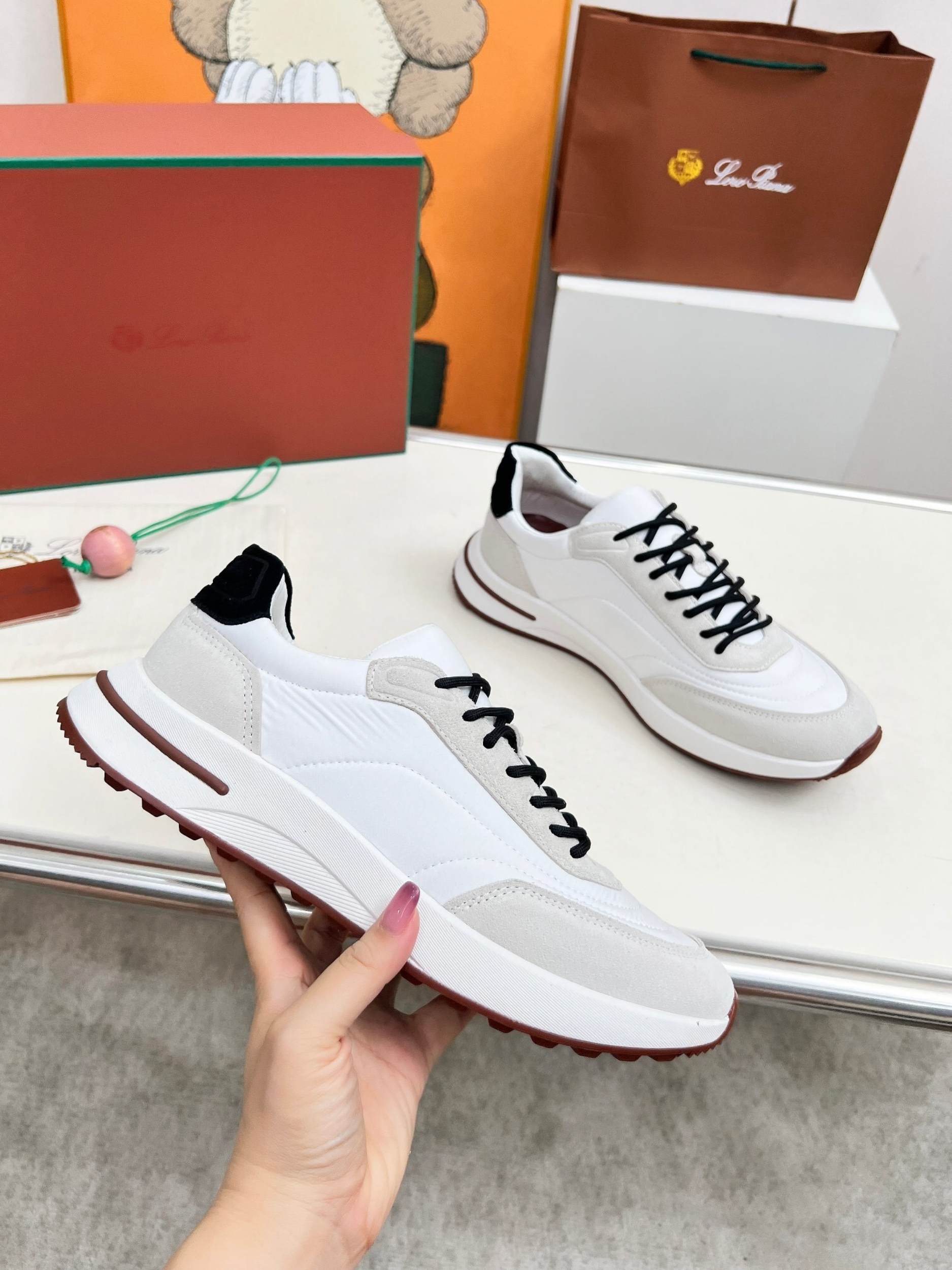 Loro Piana Week End Walk