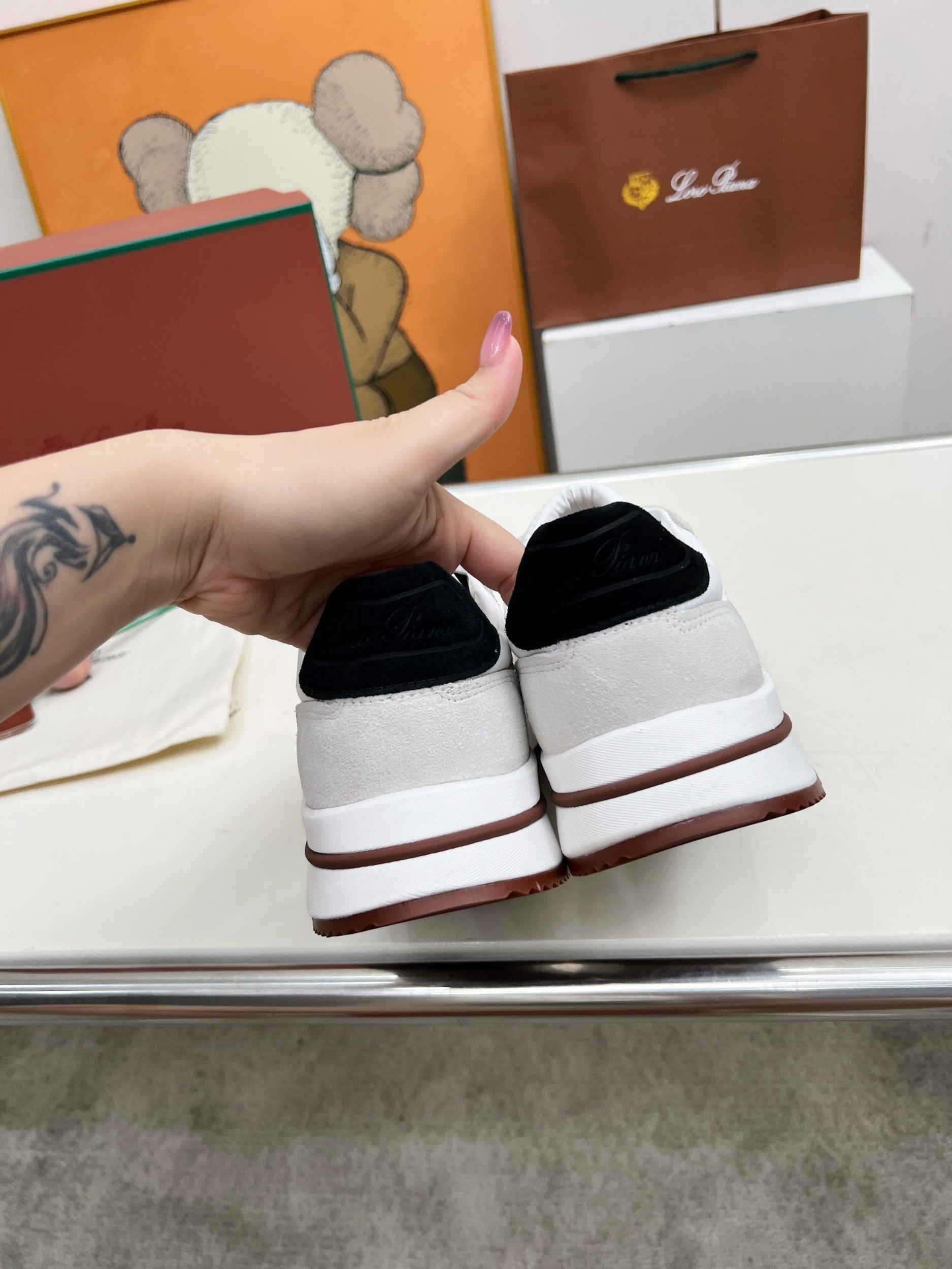 Loro Piana Week End Walk