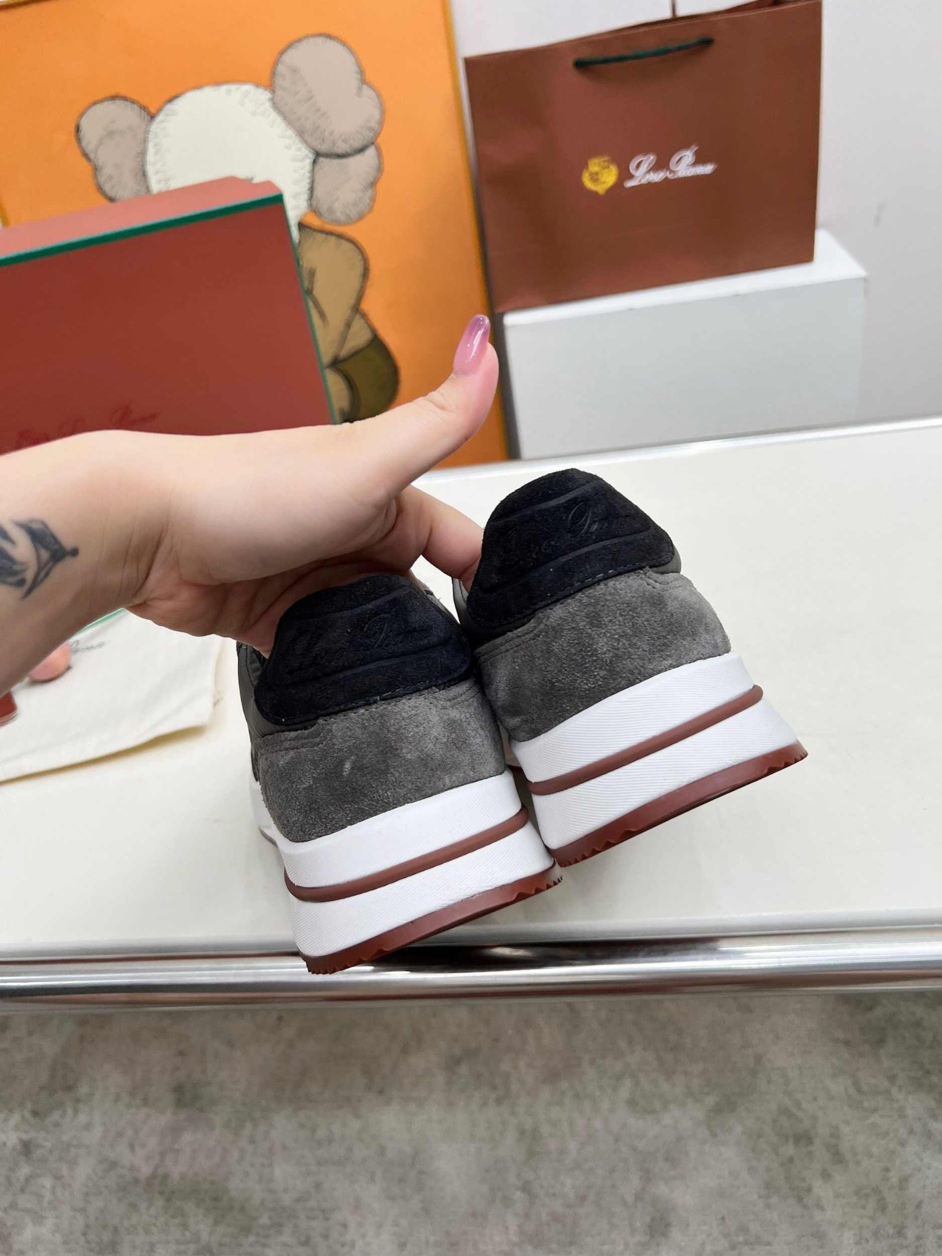 Loro Piana Week End Walk