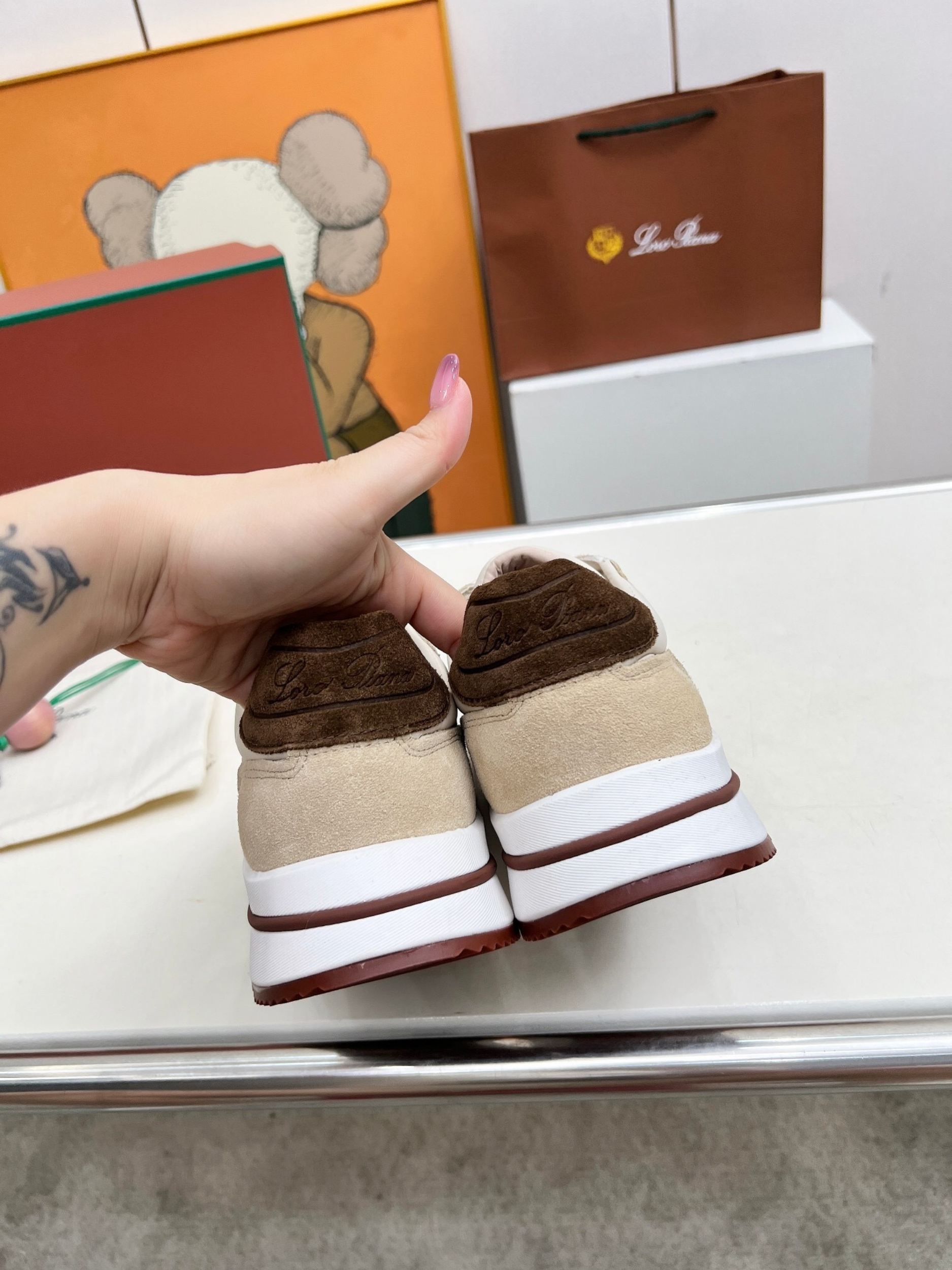 Loro Piana Week End Walk