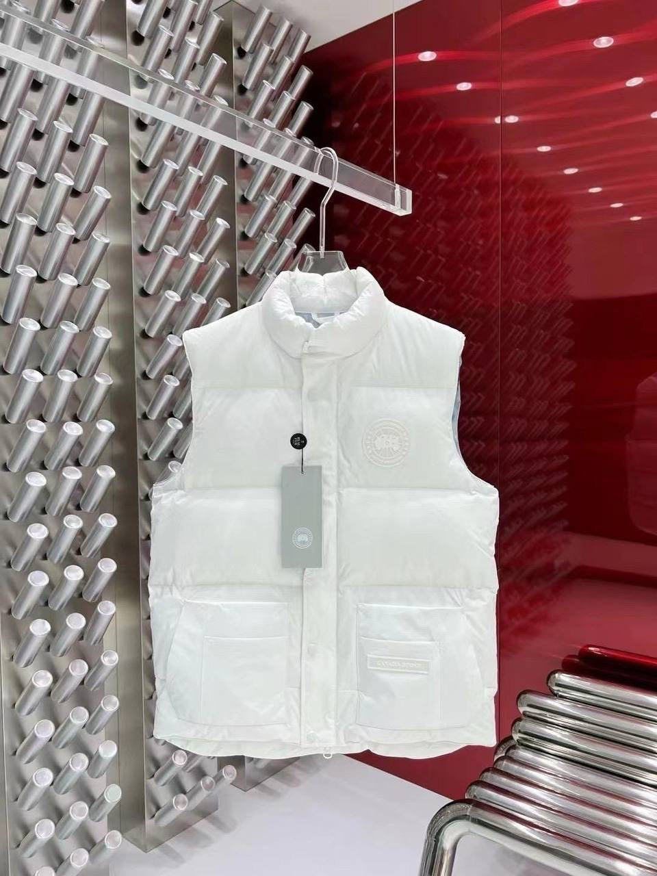 Canada Goose Body Warmer