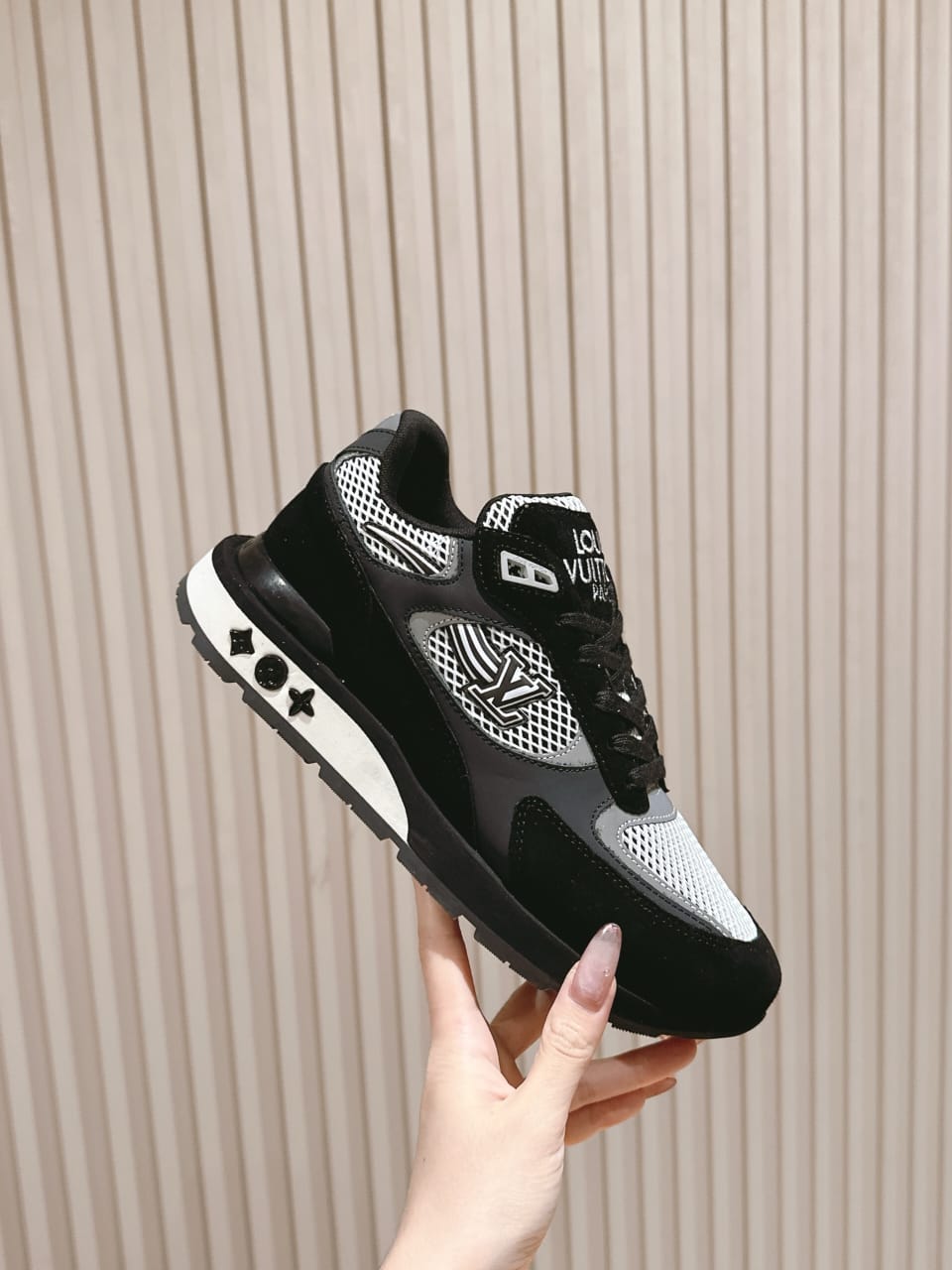 Louis Vuitton Run Away