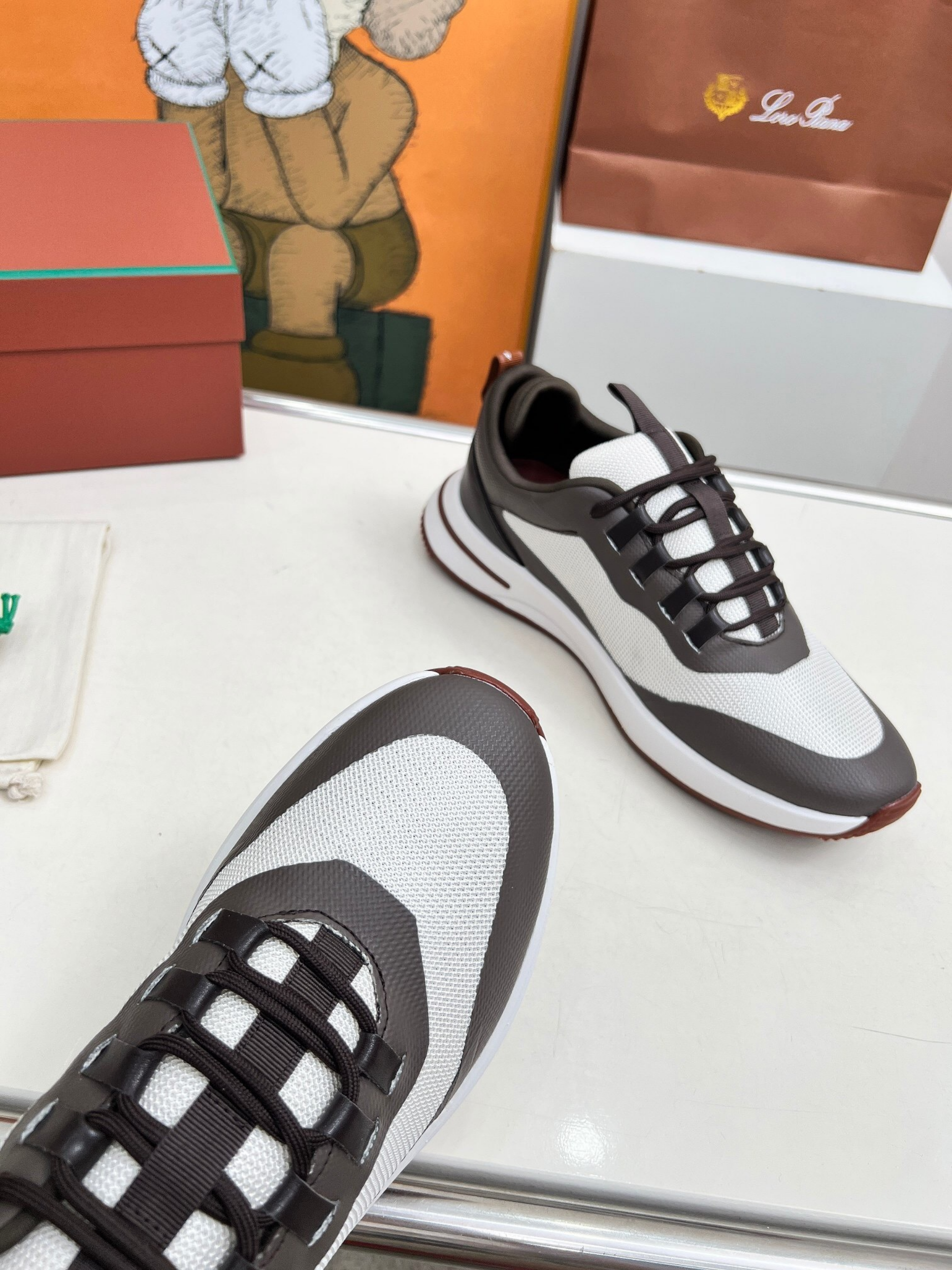 Loro Piana Weekend Walkers