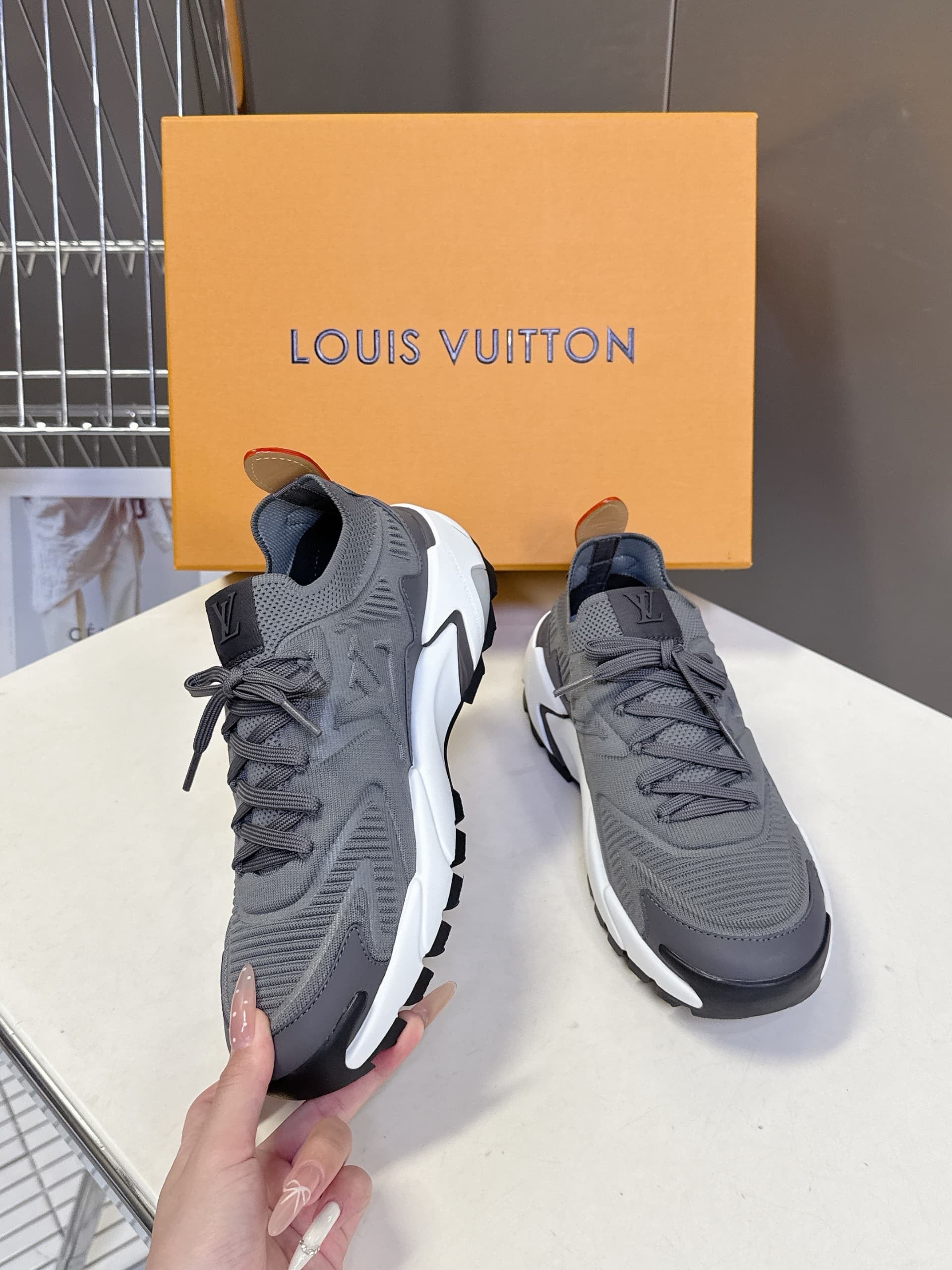 Louis Vuitton Tatic