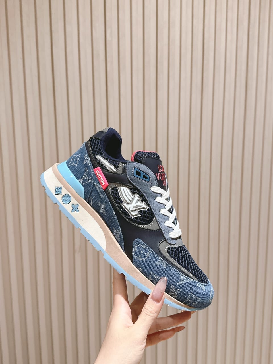 Louis Vuitton Run Away