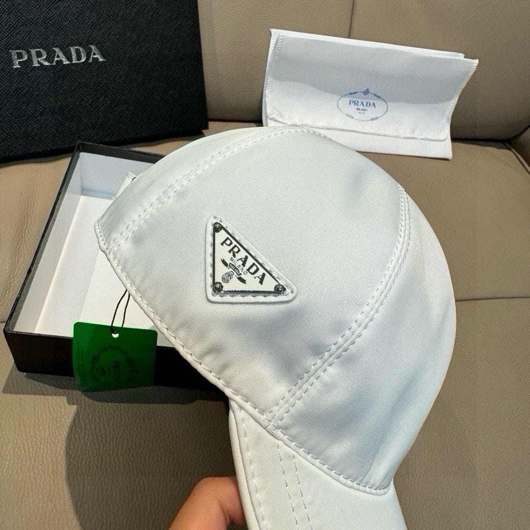 Prada Pet