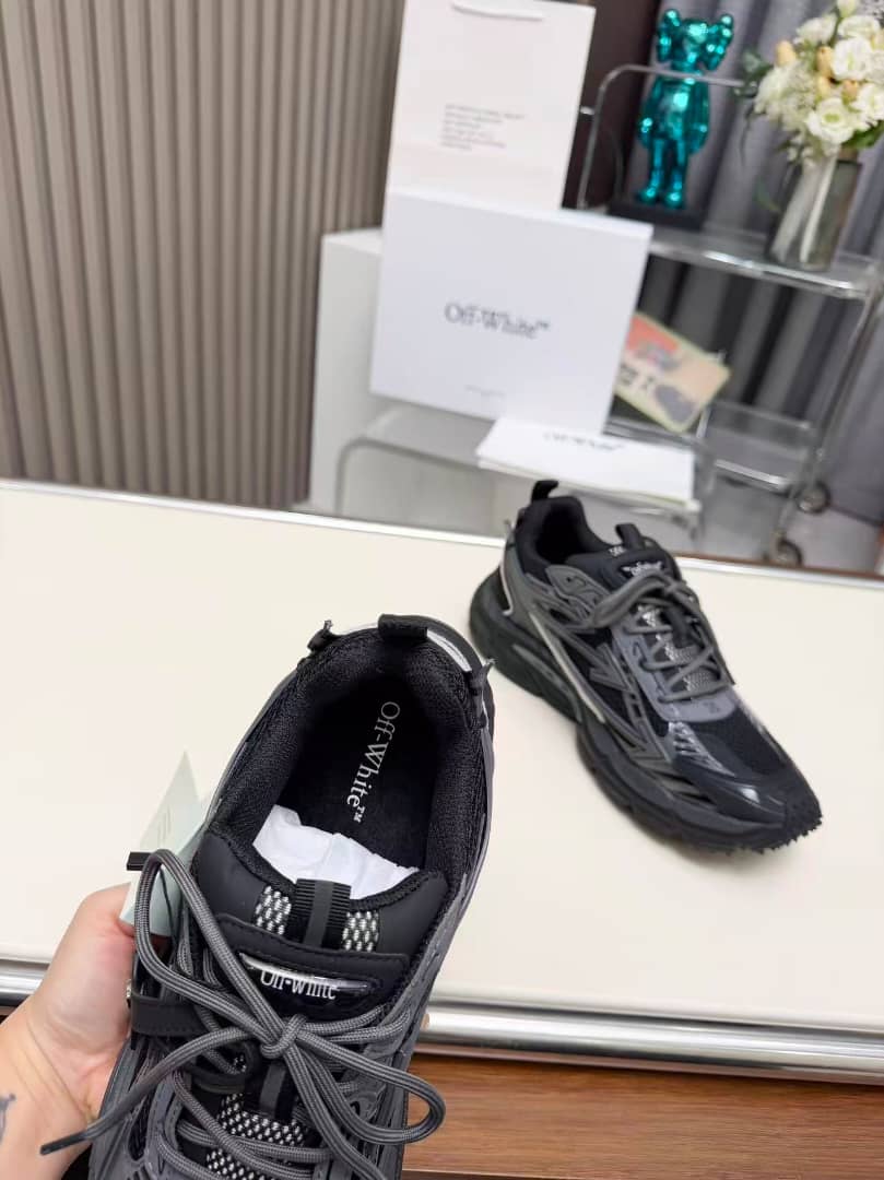 Off-White Sneakers
