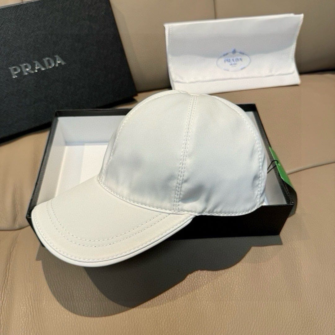 Prada Pet