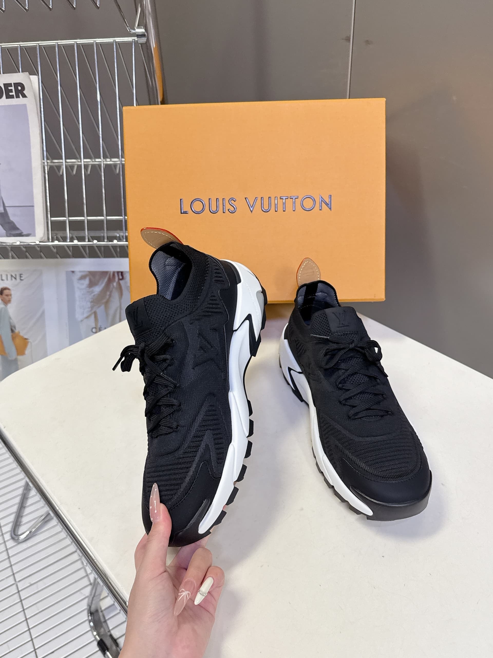 Louis Vuitton Tatic