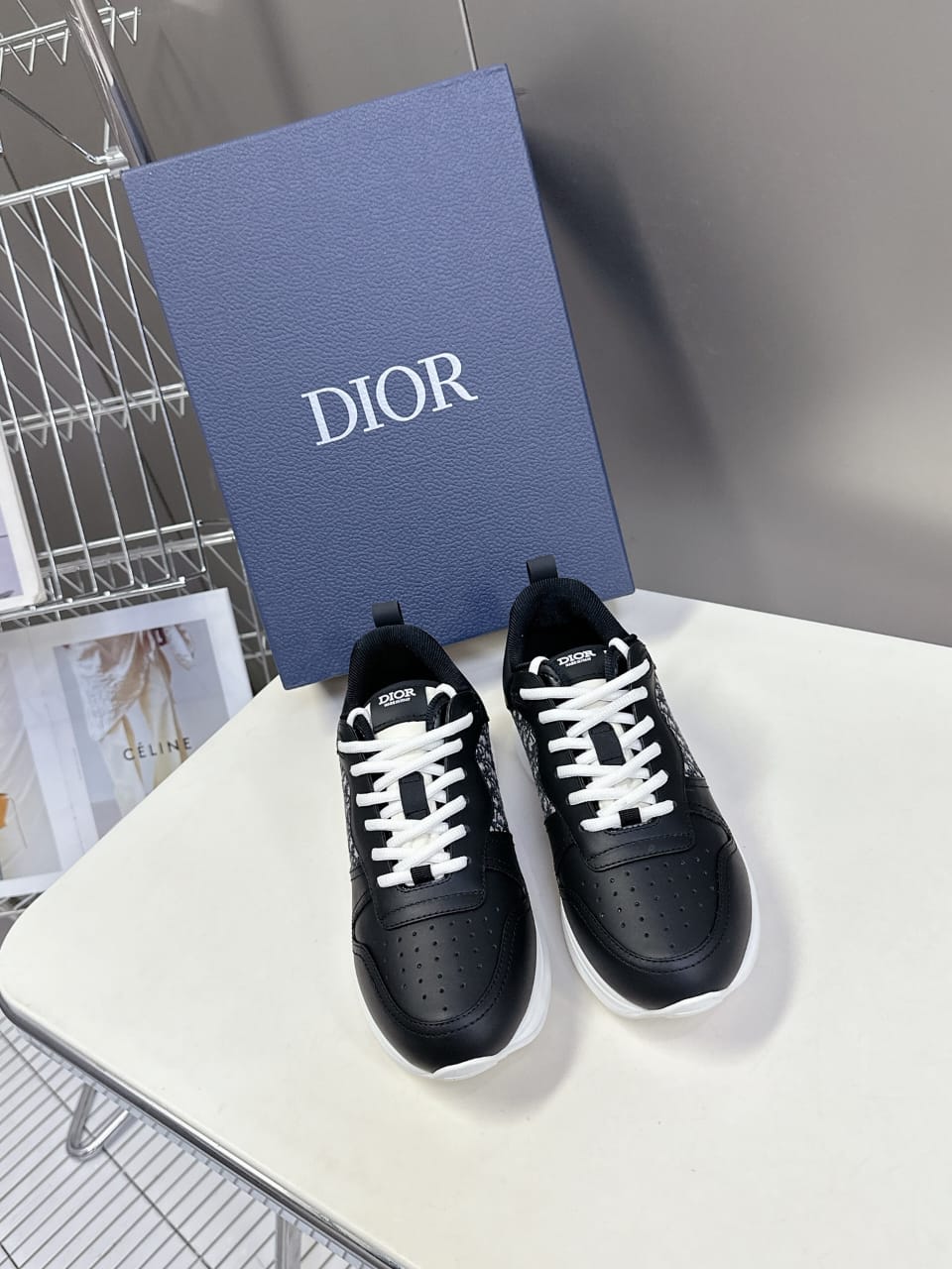 Christian Dior B25