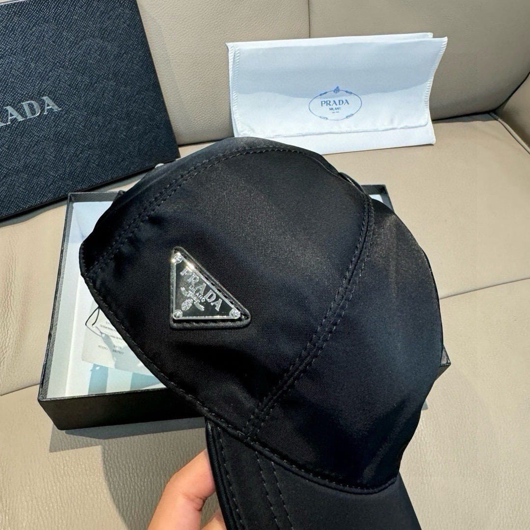 Prada Pet