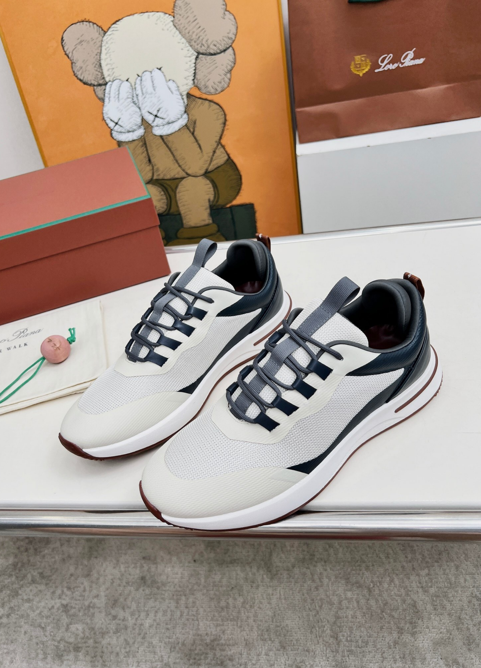 Loro Piana Weekend Walkers