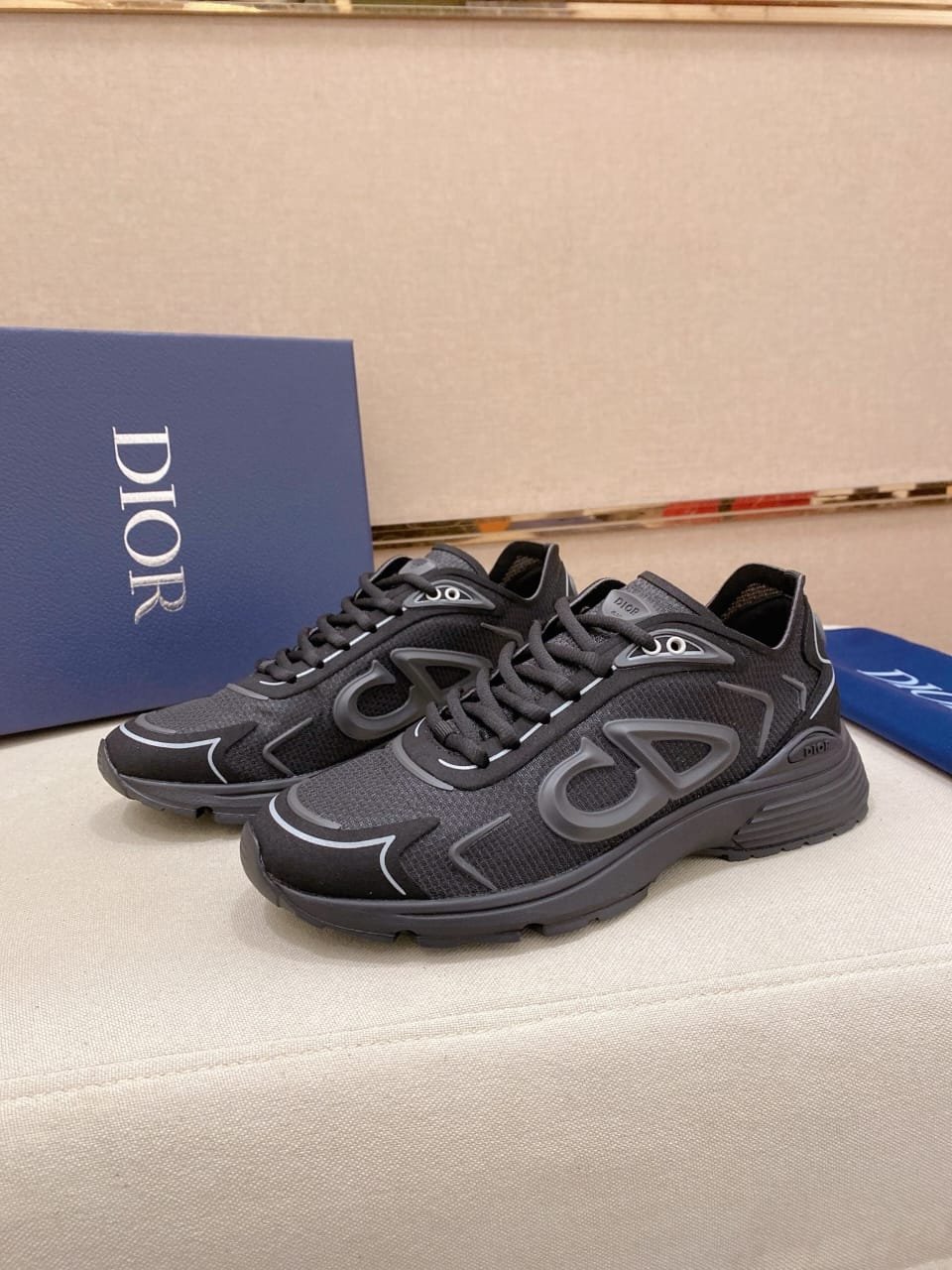 Christian Dior B30 2025