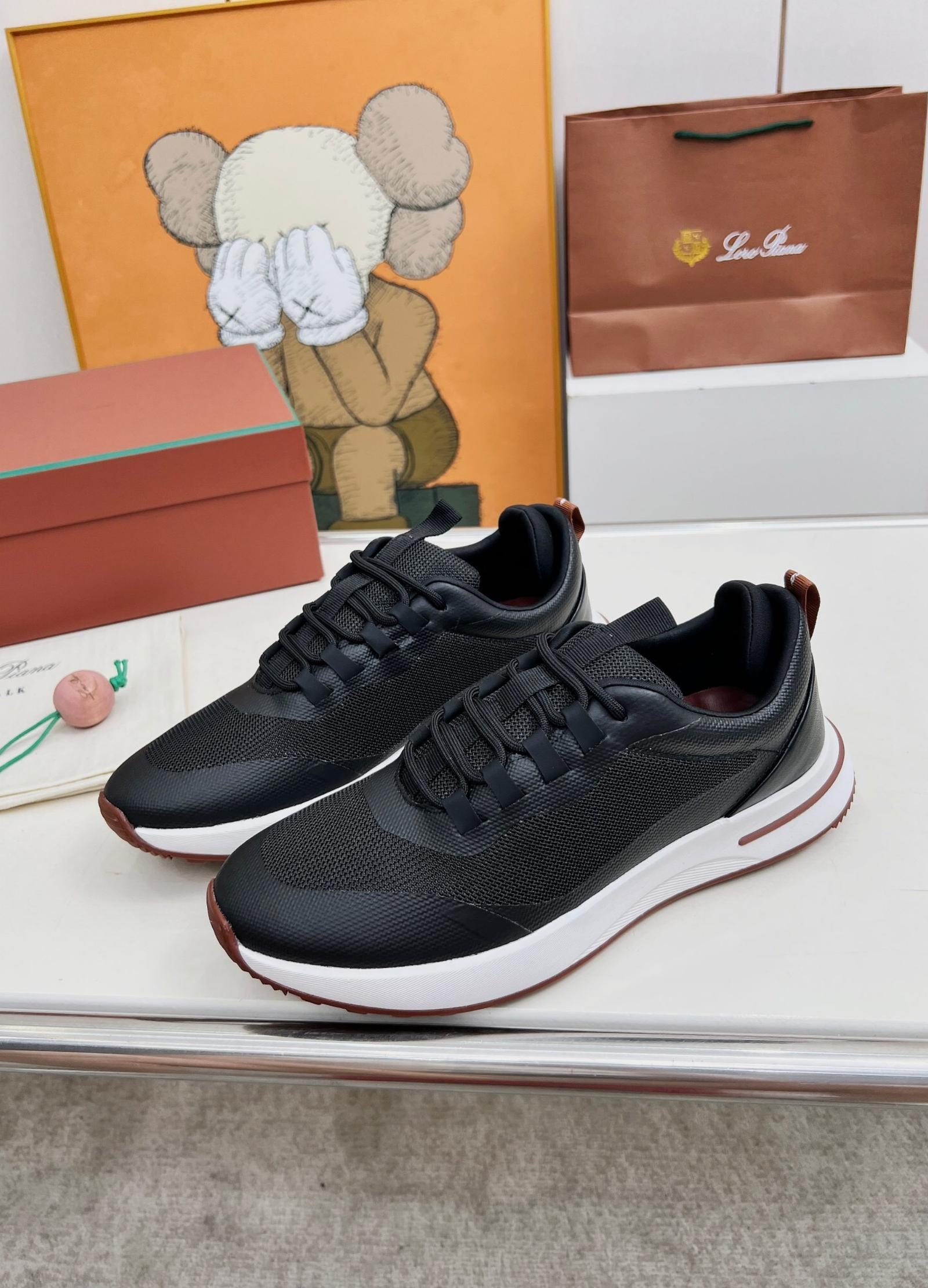 Loro Piana Weekend Walkers