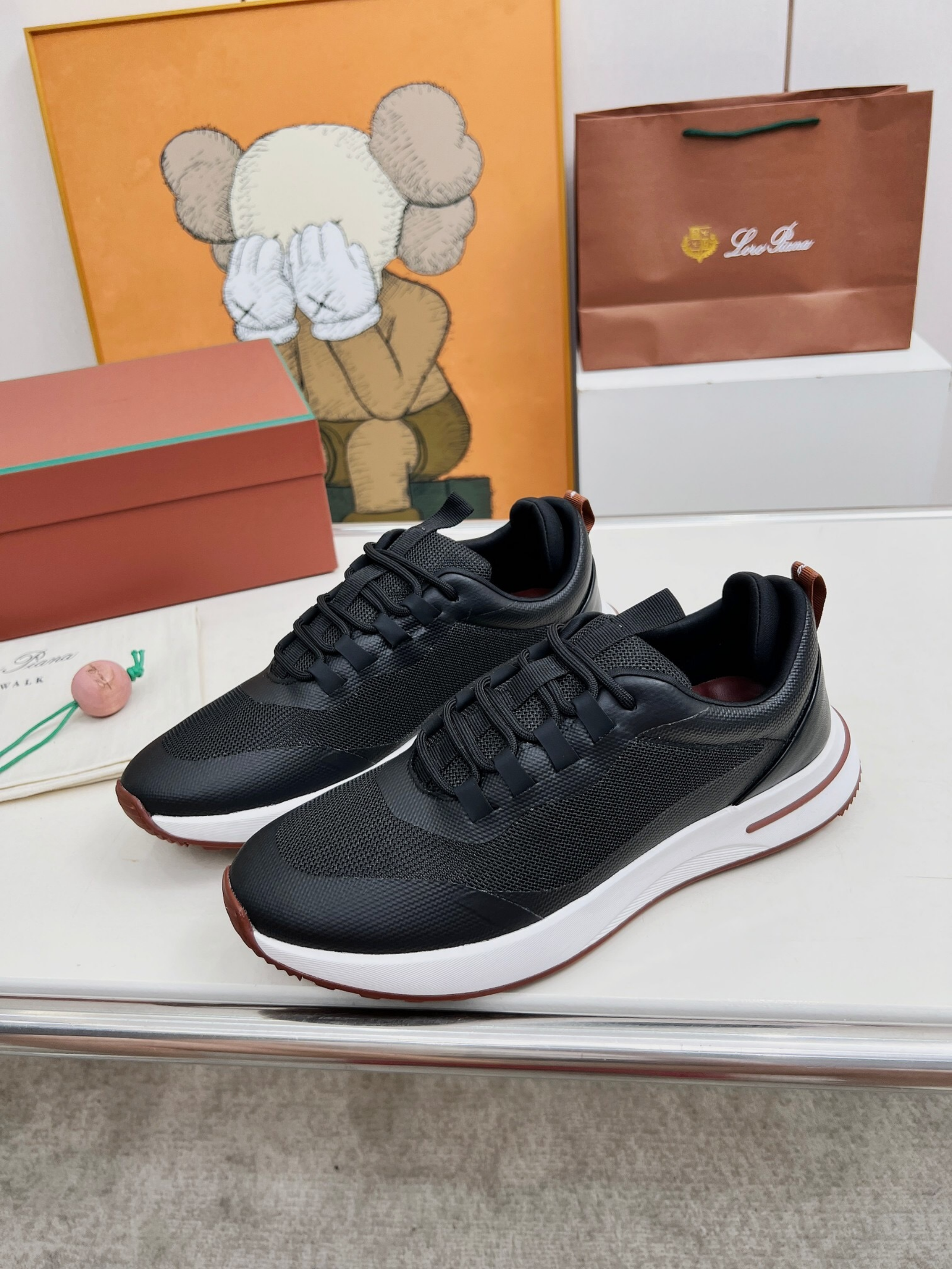 Loro Piana Weekend Walkers