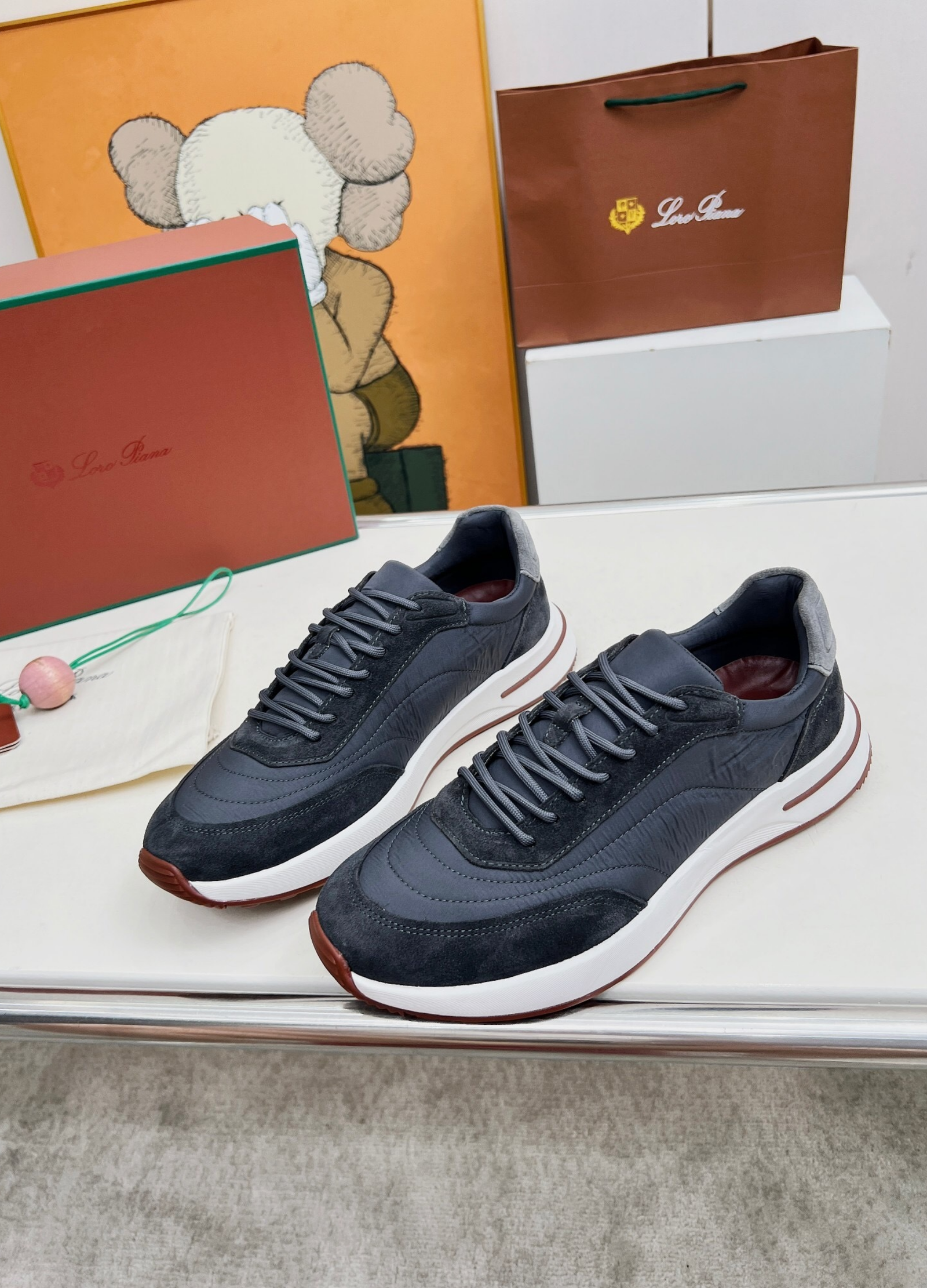 Loro Piana Week End Walk