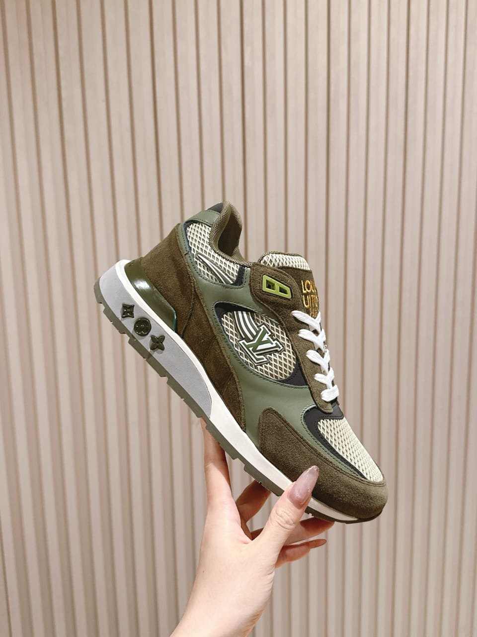 Louis Vuitton Run Away