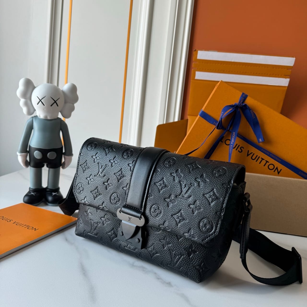 Louis Vuitton S-cape Bag