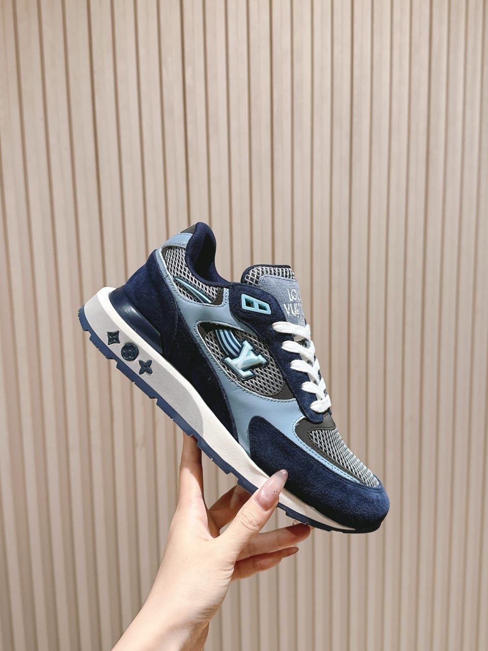 Louis Vuitton Run Away