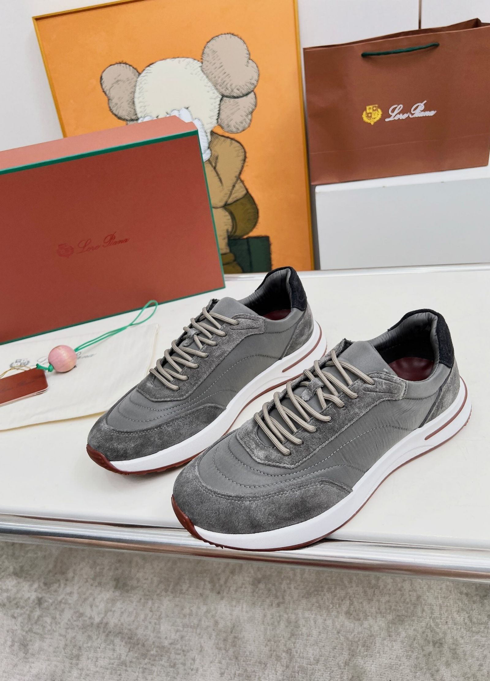 Loro Piana Week End Walk