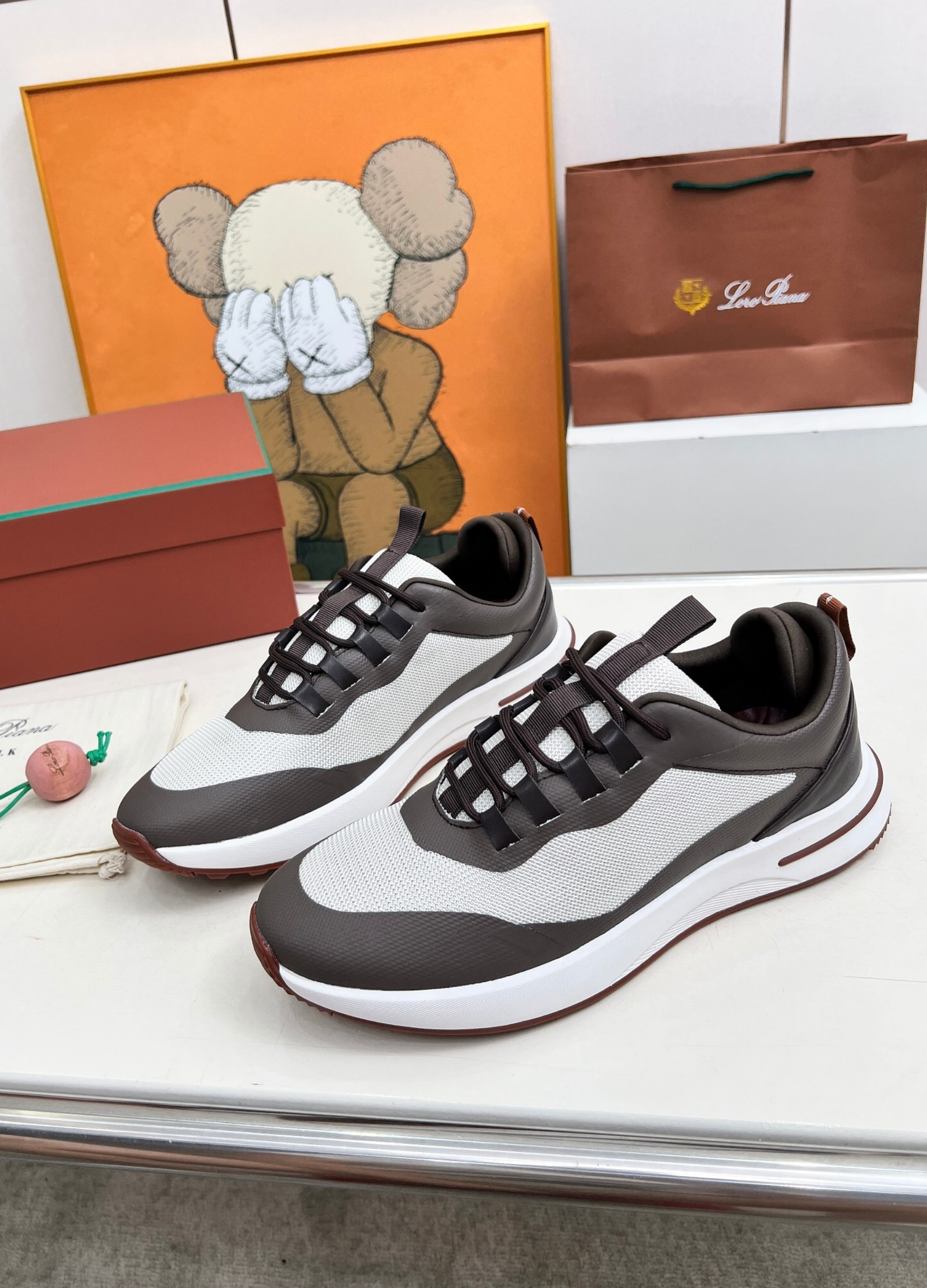 Loro Piana Weekend Walkers