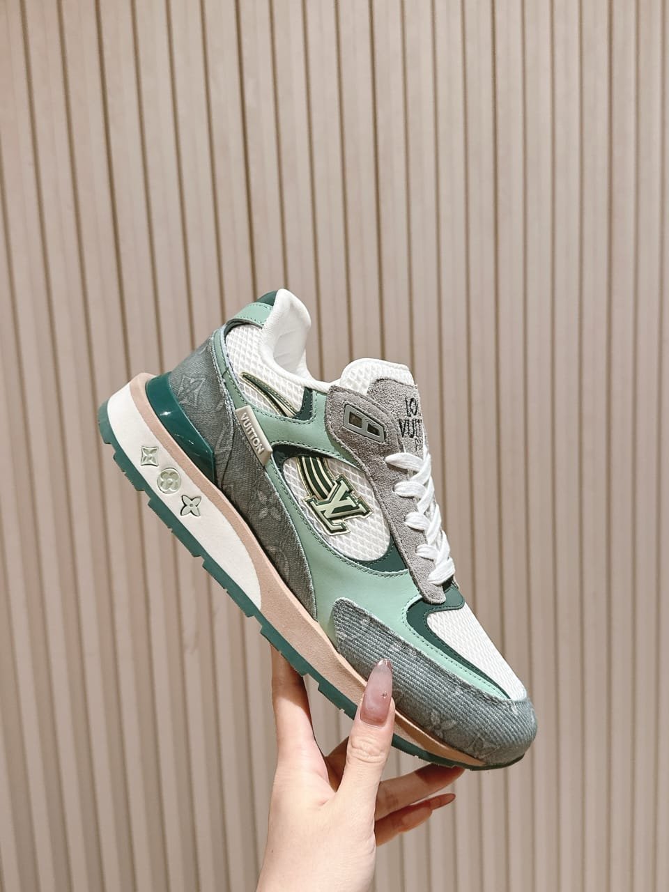 Louis Vuitton Run Away