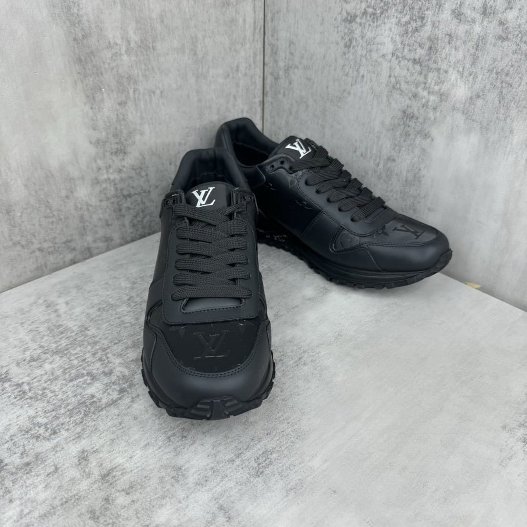 Louis Vuitton Run away