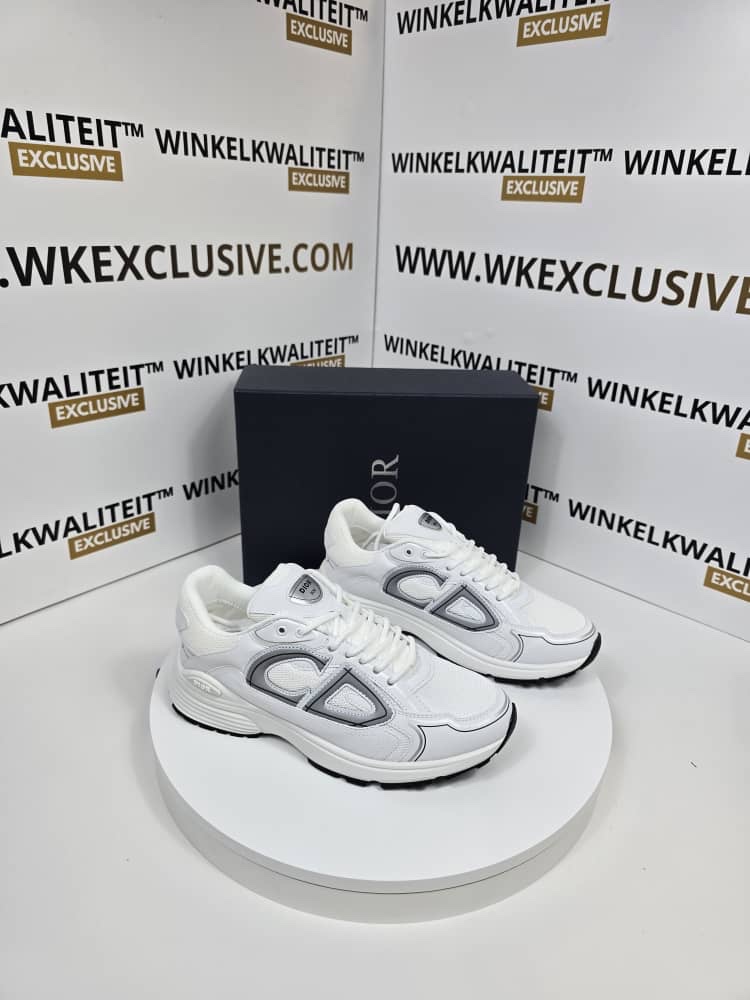 Christian Dior B30